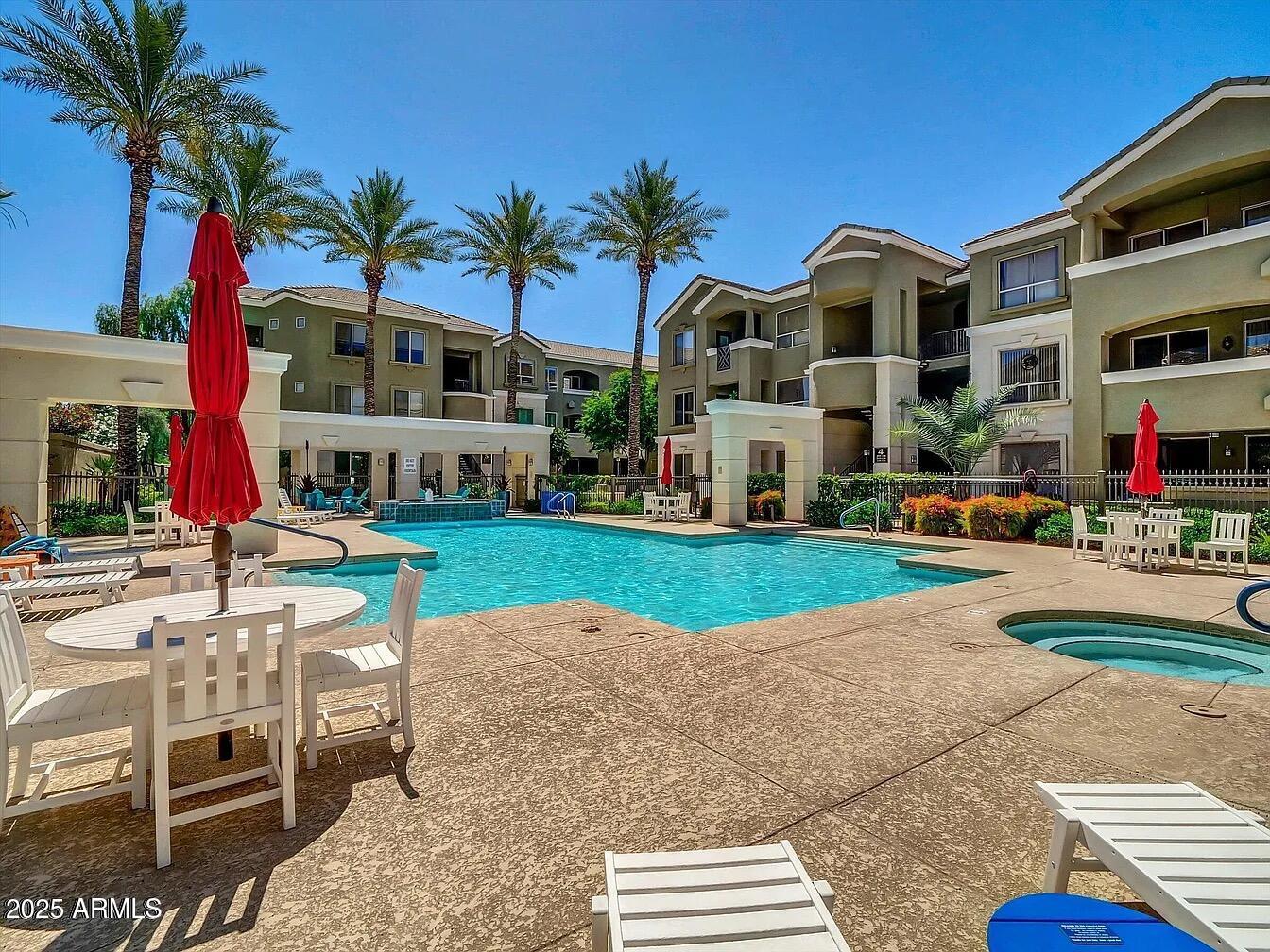 5303 N 7TH Street, 214