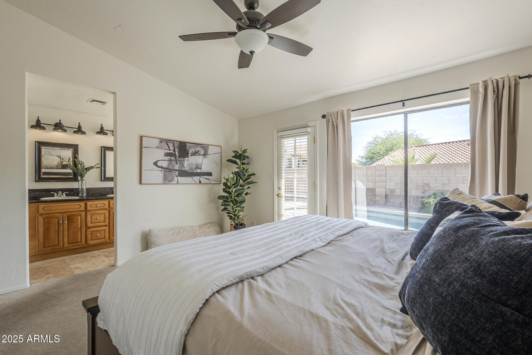 14447 S 40th Place