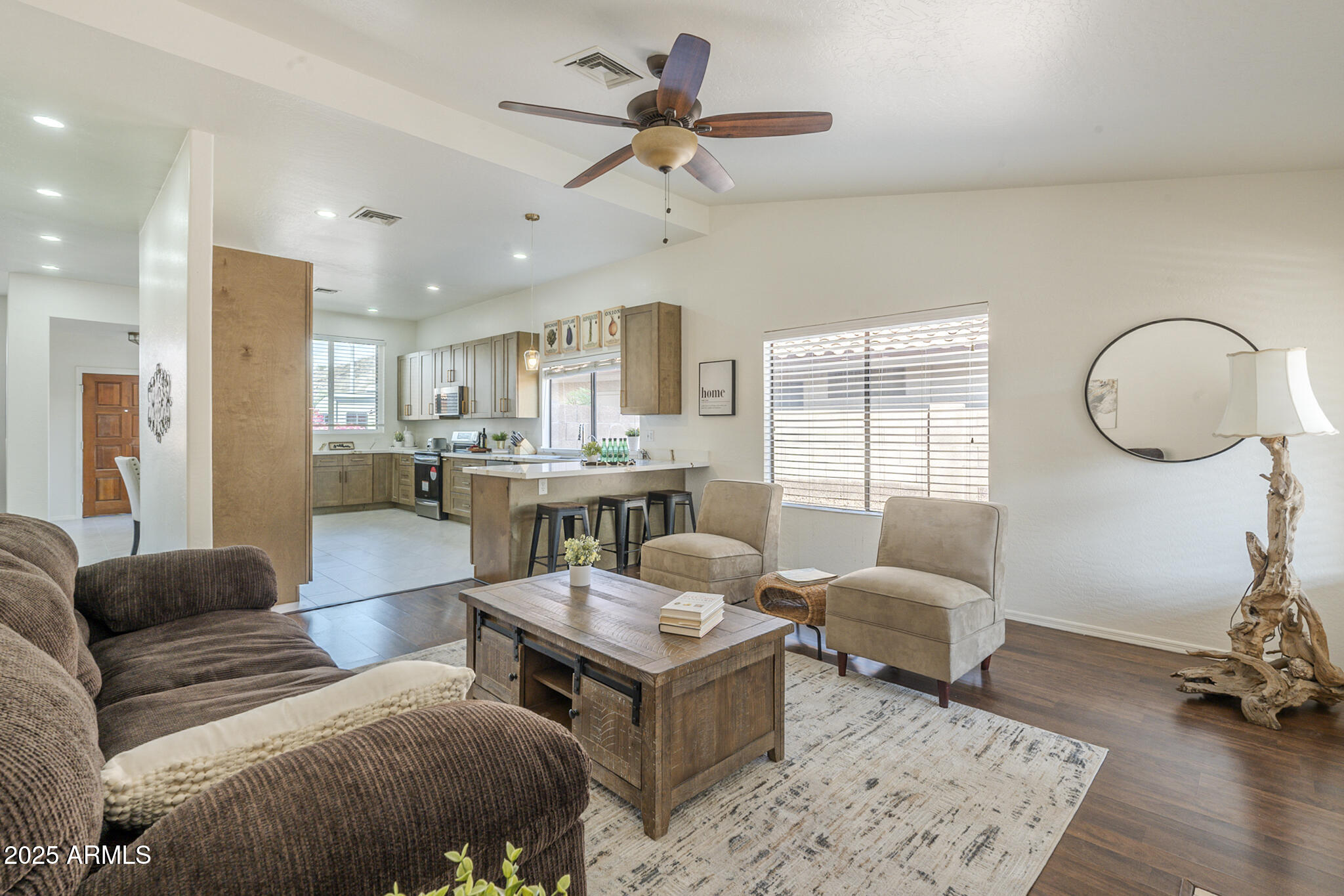 14447 S 40th Place