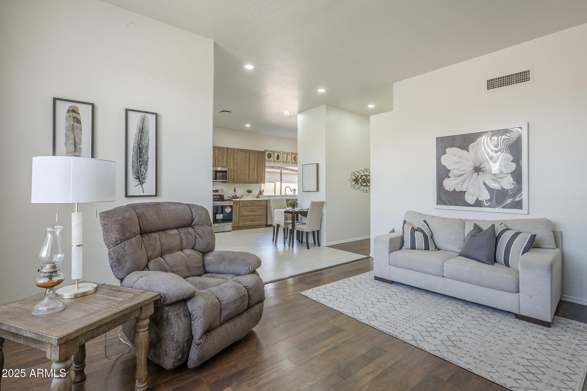 14447 S 40th Place