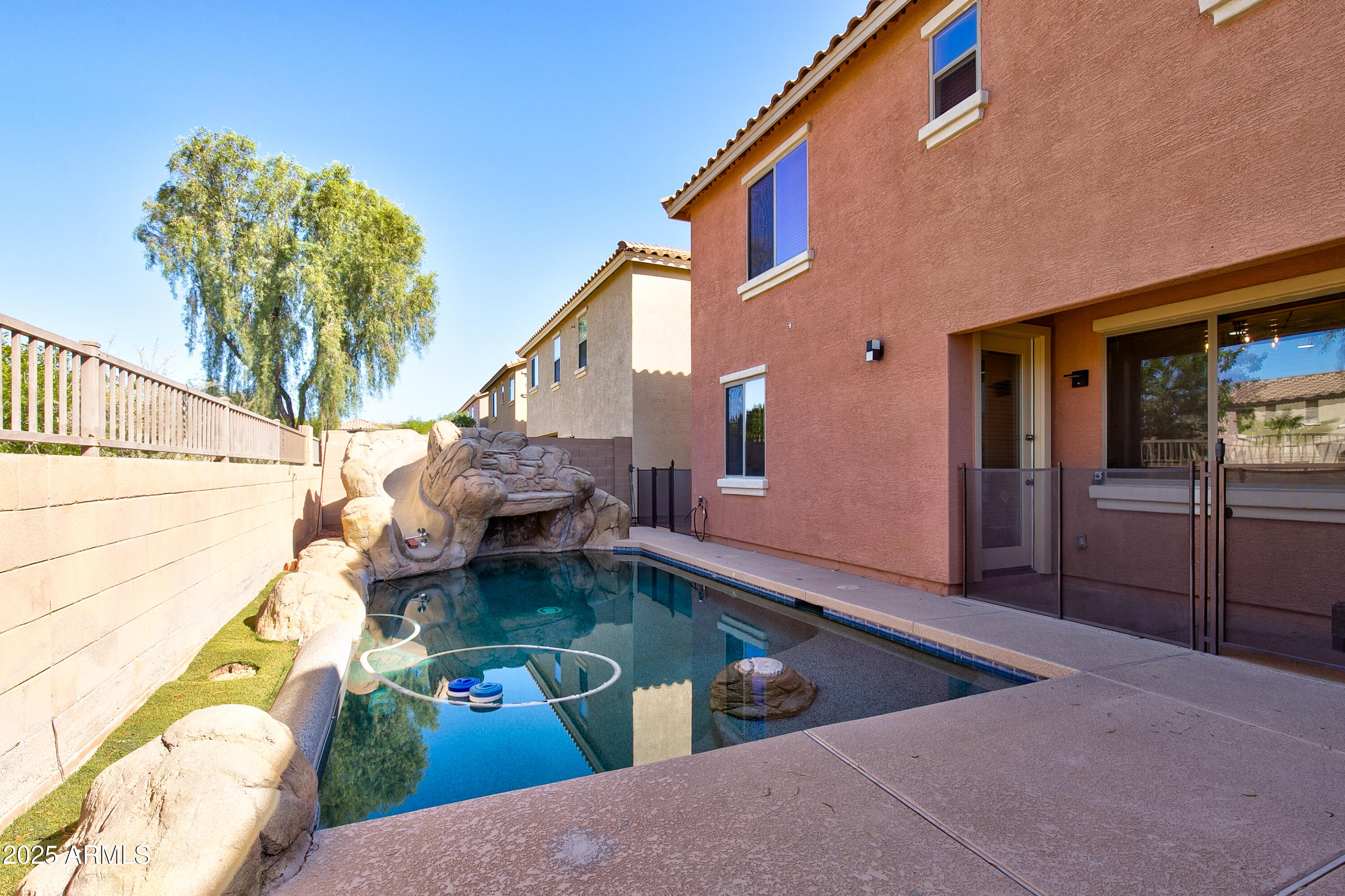 14744 W POINSETTIA Drive