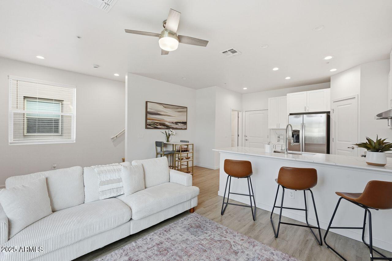 7959 N 53RD Avenue, OFC