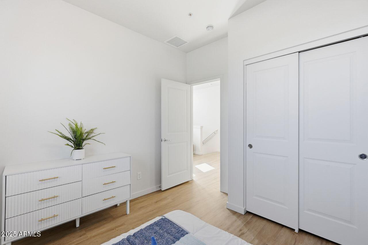 7959 N 53RD Avenue, OFC