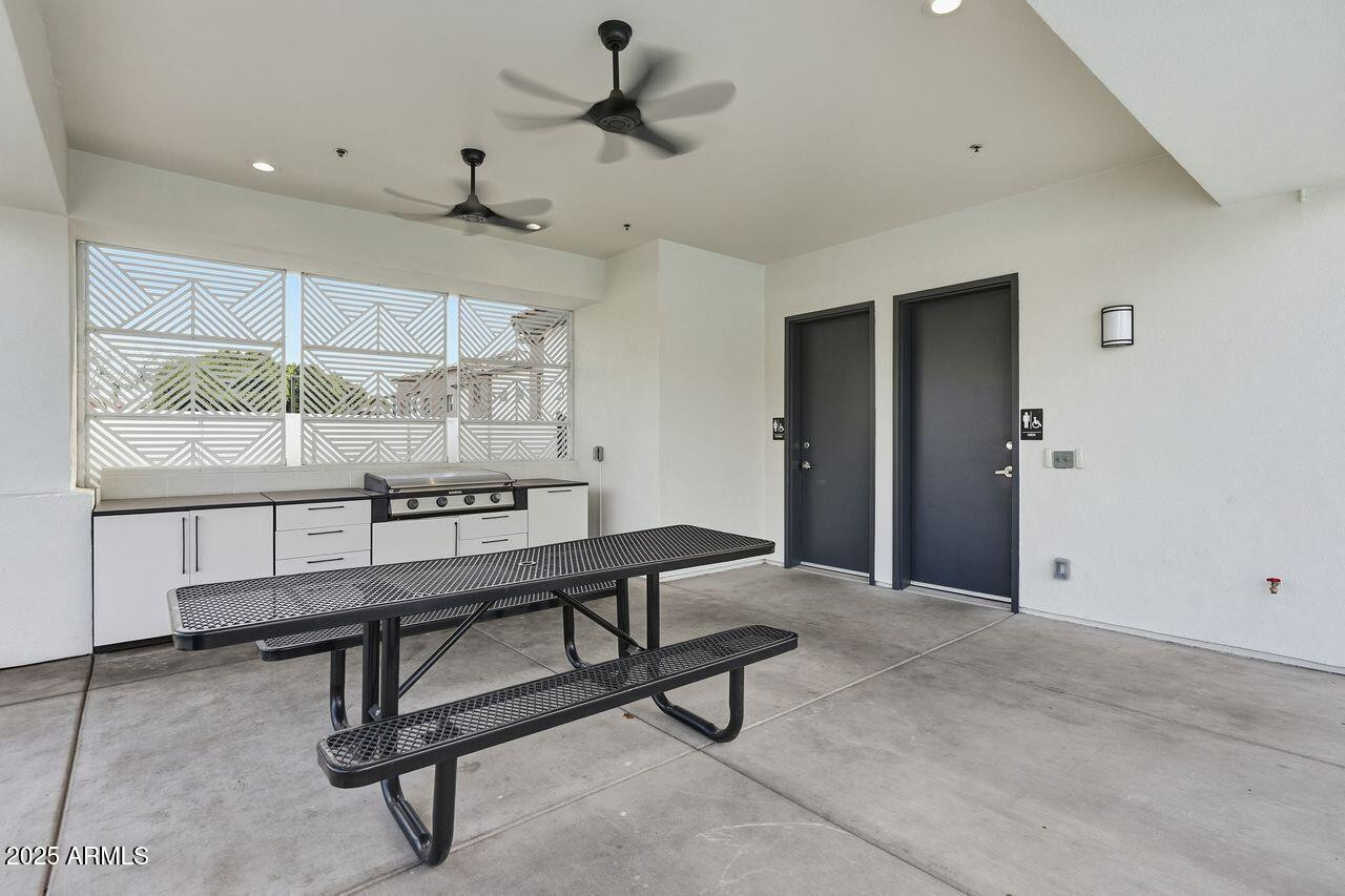 7959 N 53RD Avenue, OFC