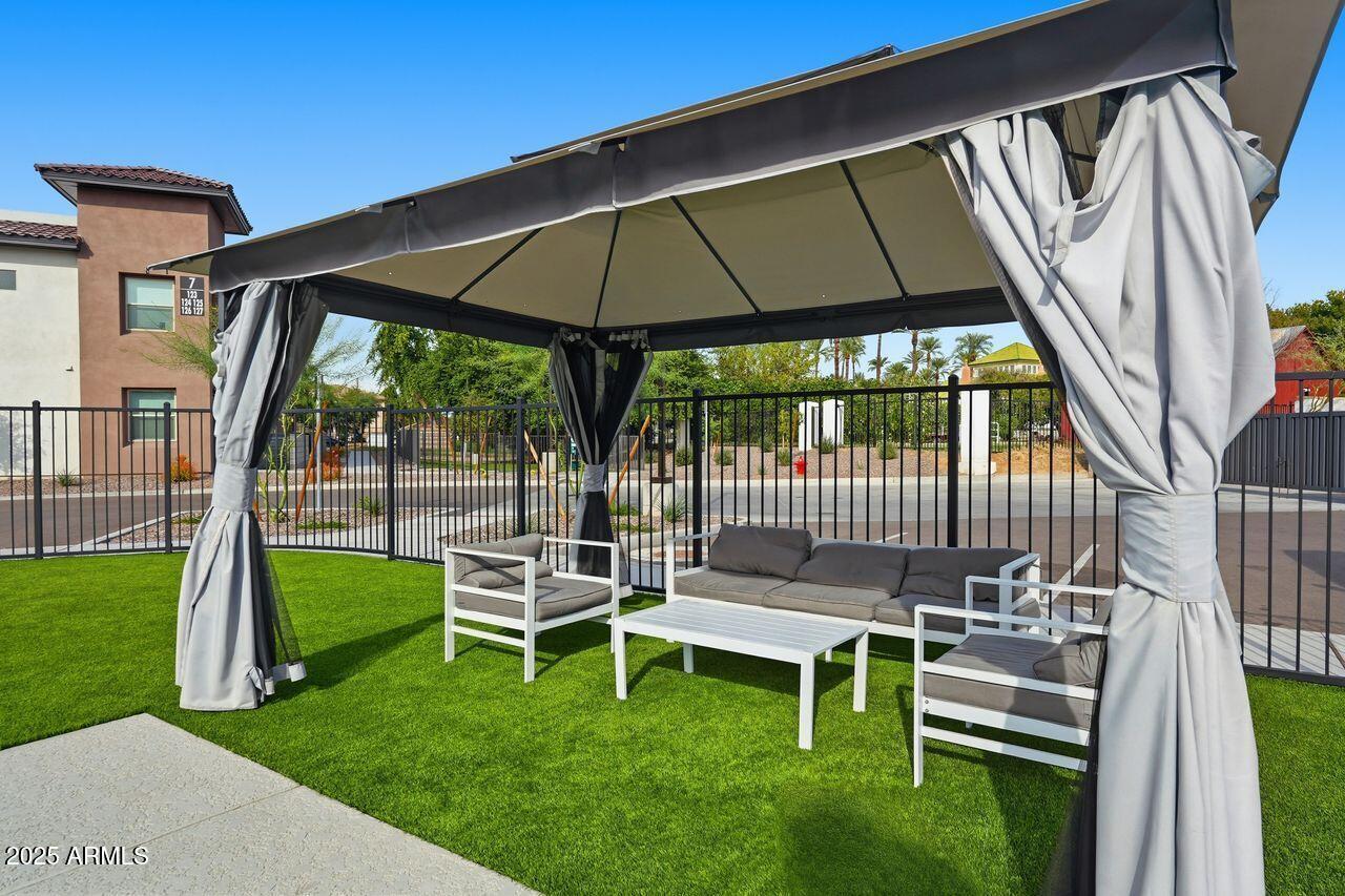 7959 N 53RD Avenue, OFC