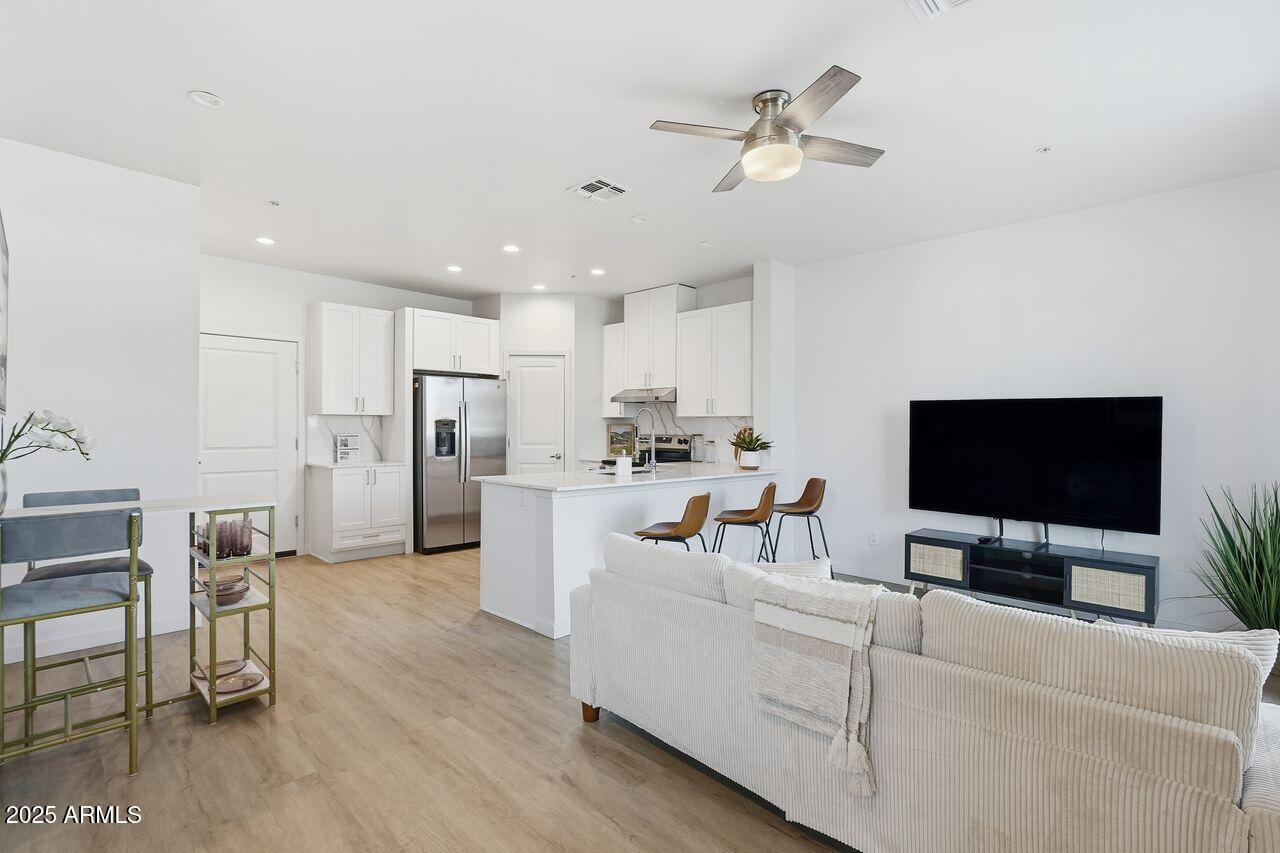 7959 N 53RD Avenue, OFC