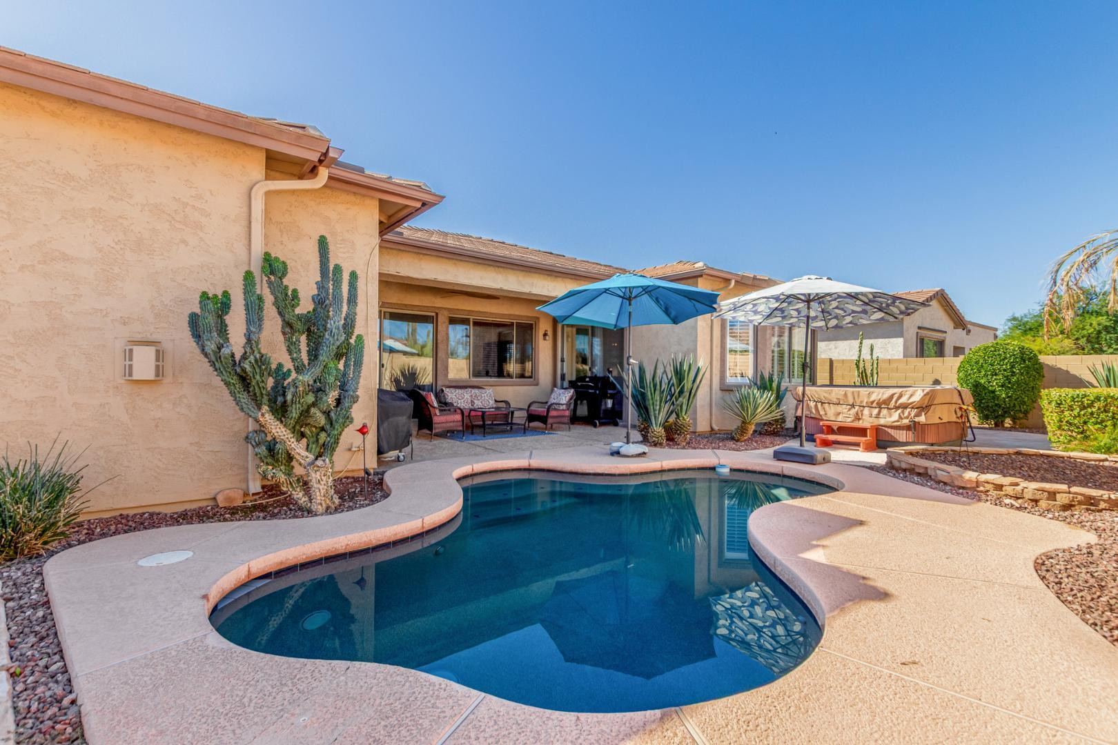 3084 E Capricorn Way