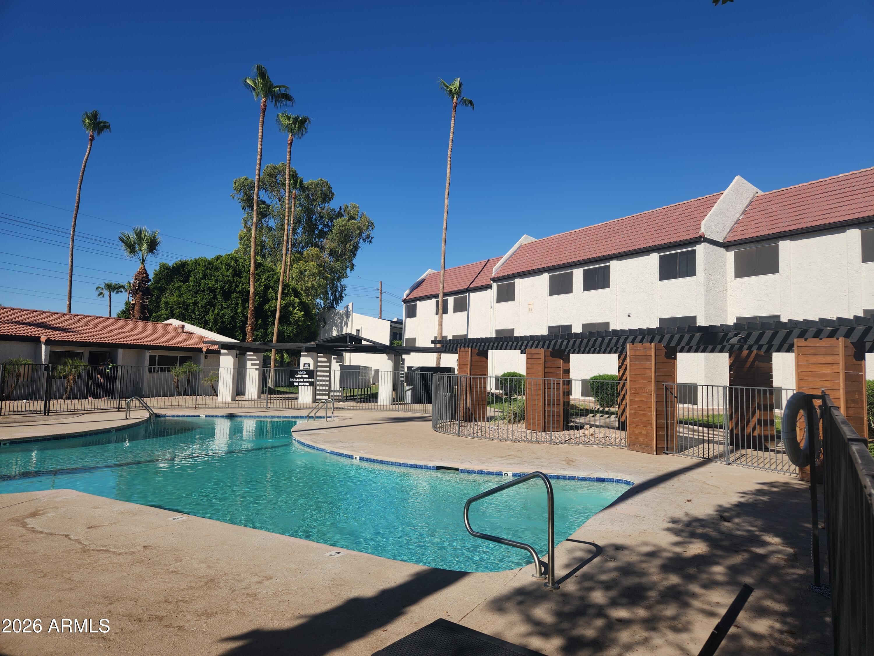 1865 E BROADWAY Road