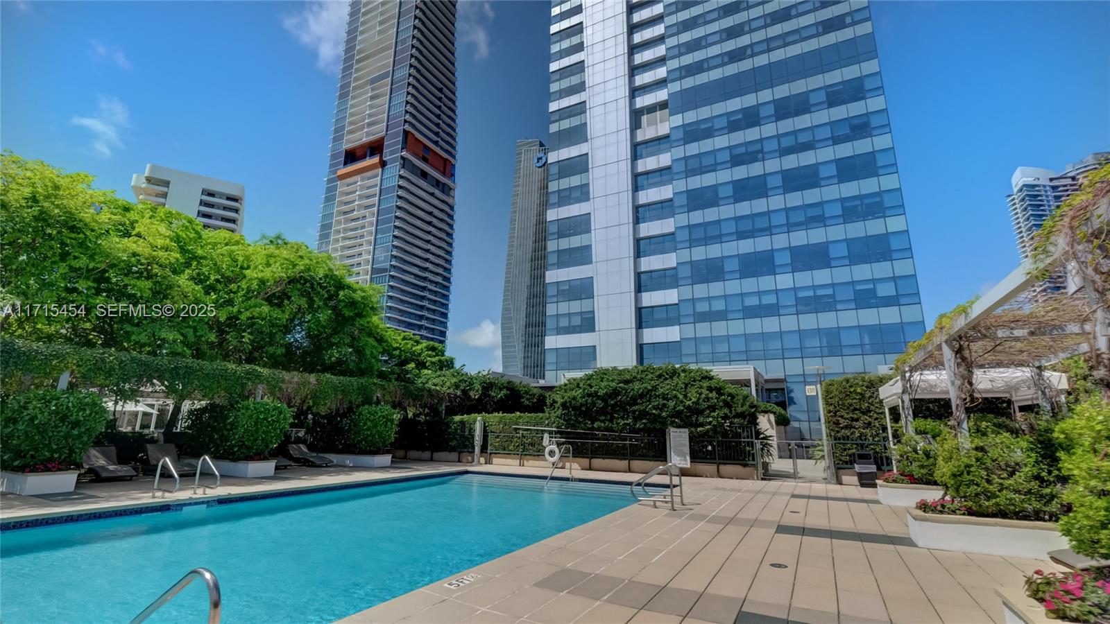1435 Brickell Avenue 3501