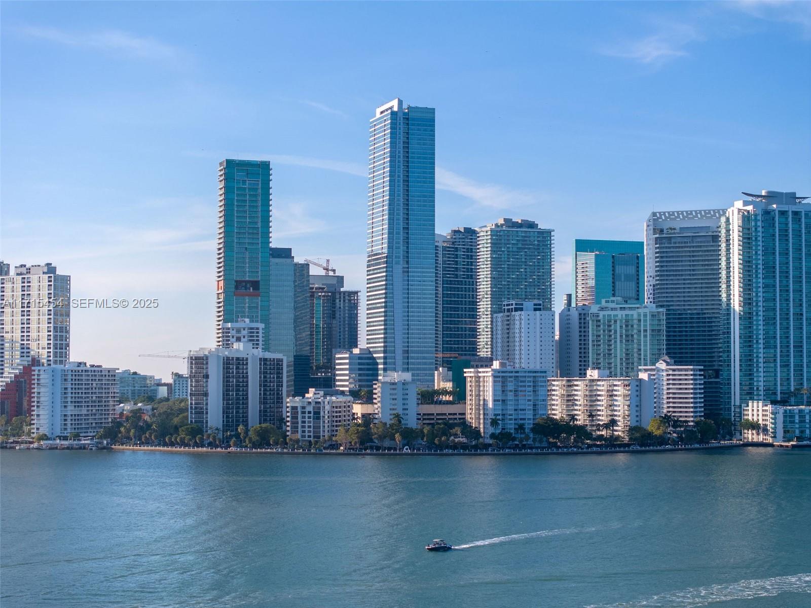 1435 Brickell Avenue 3501