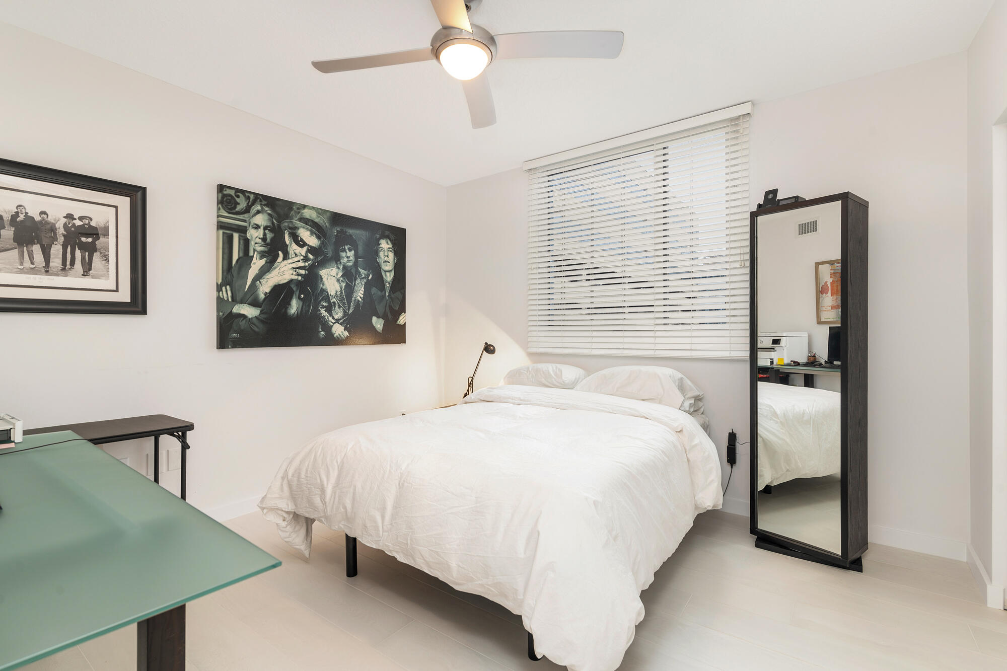 1551 N Flagler Drive 711