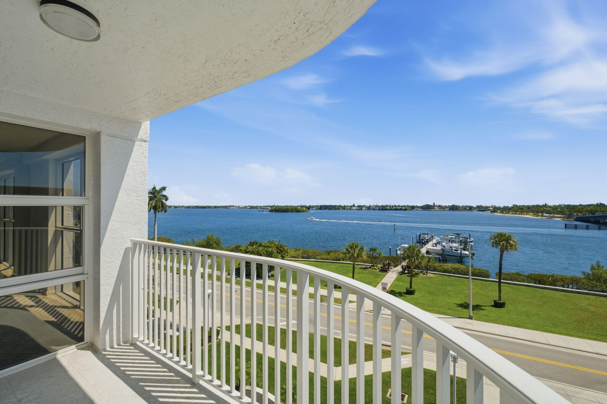 3901 S Flagler Drive 503