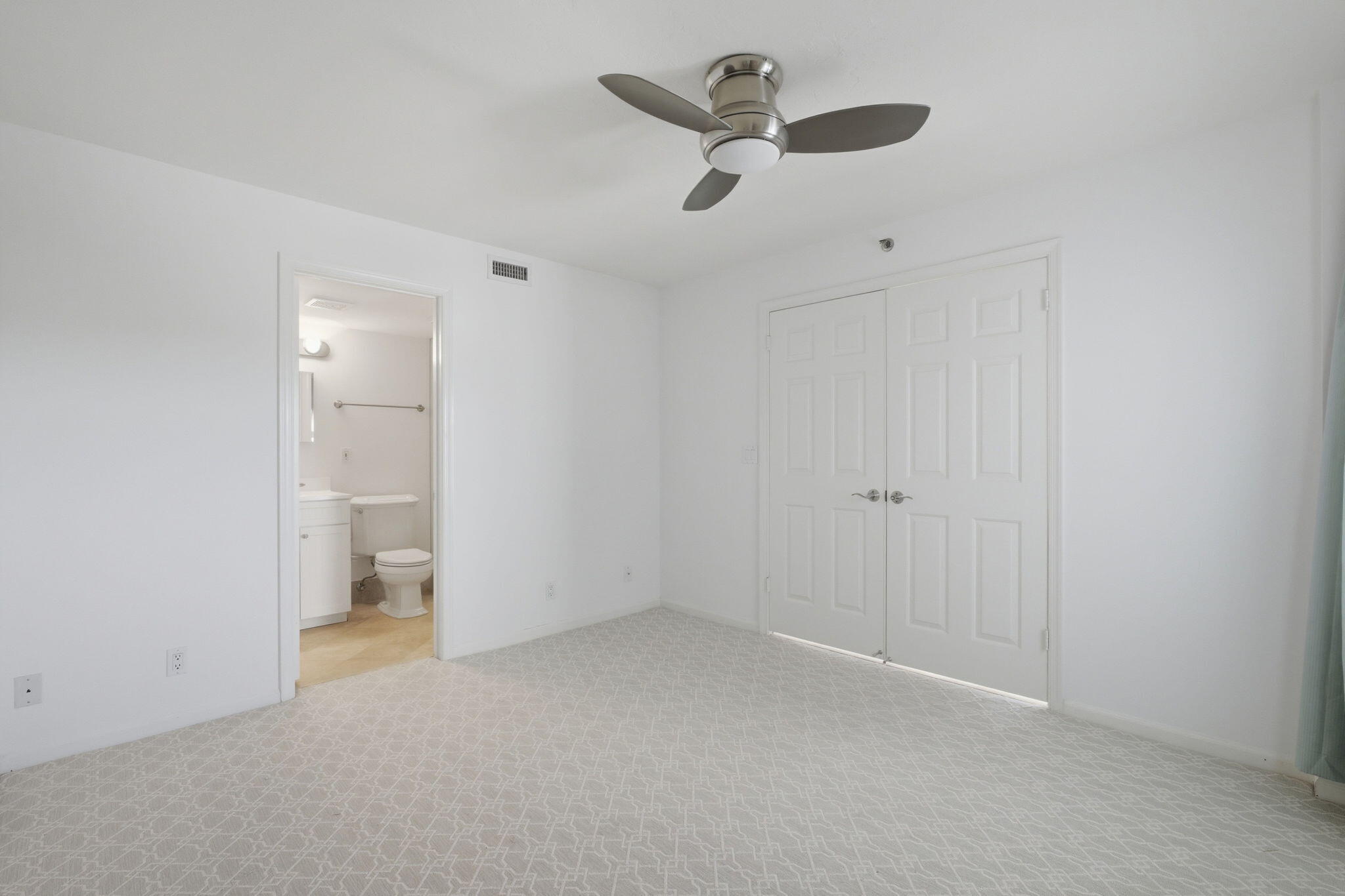 3901 S Flagler Drive 503