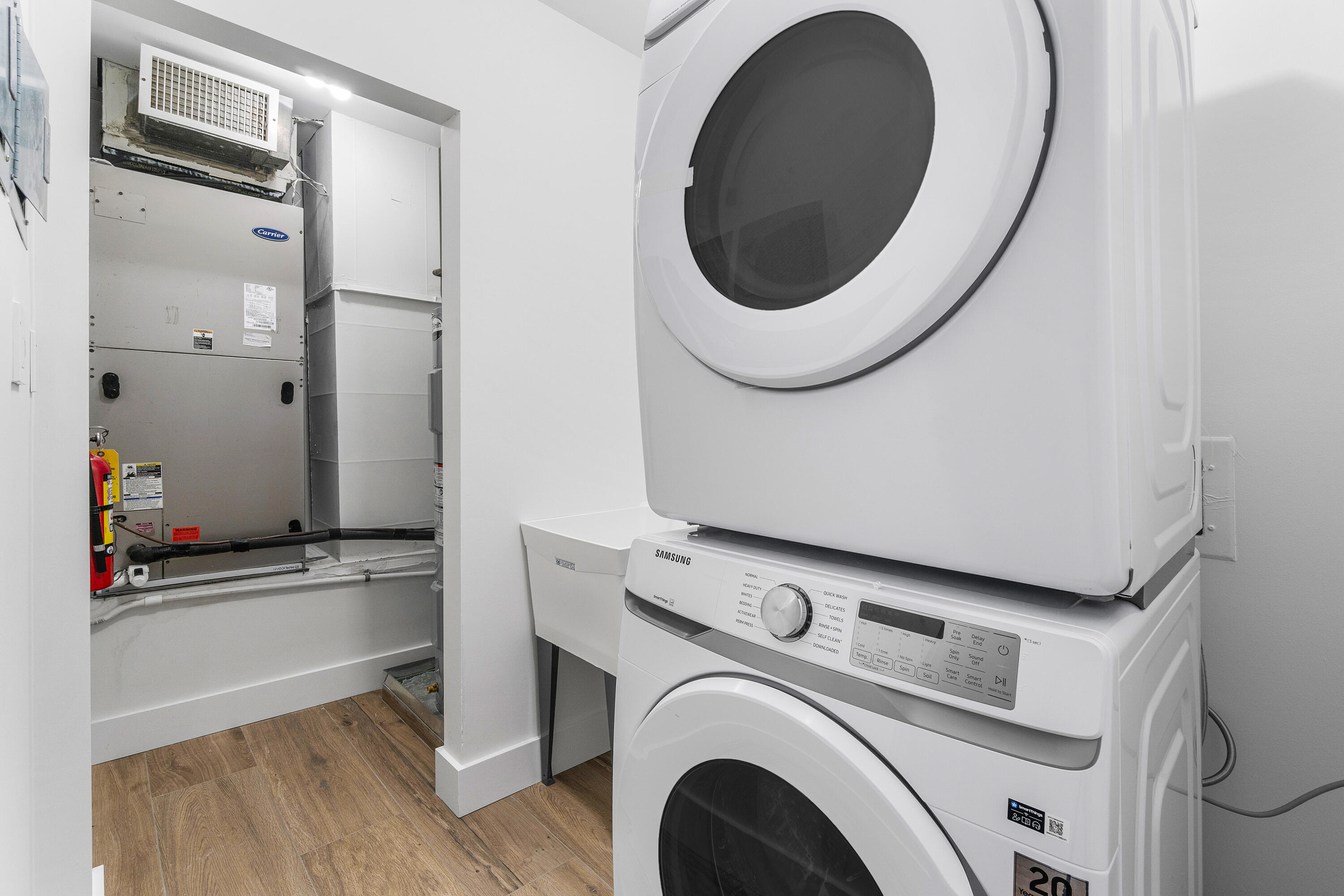 180 Lake Drive 2-302