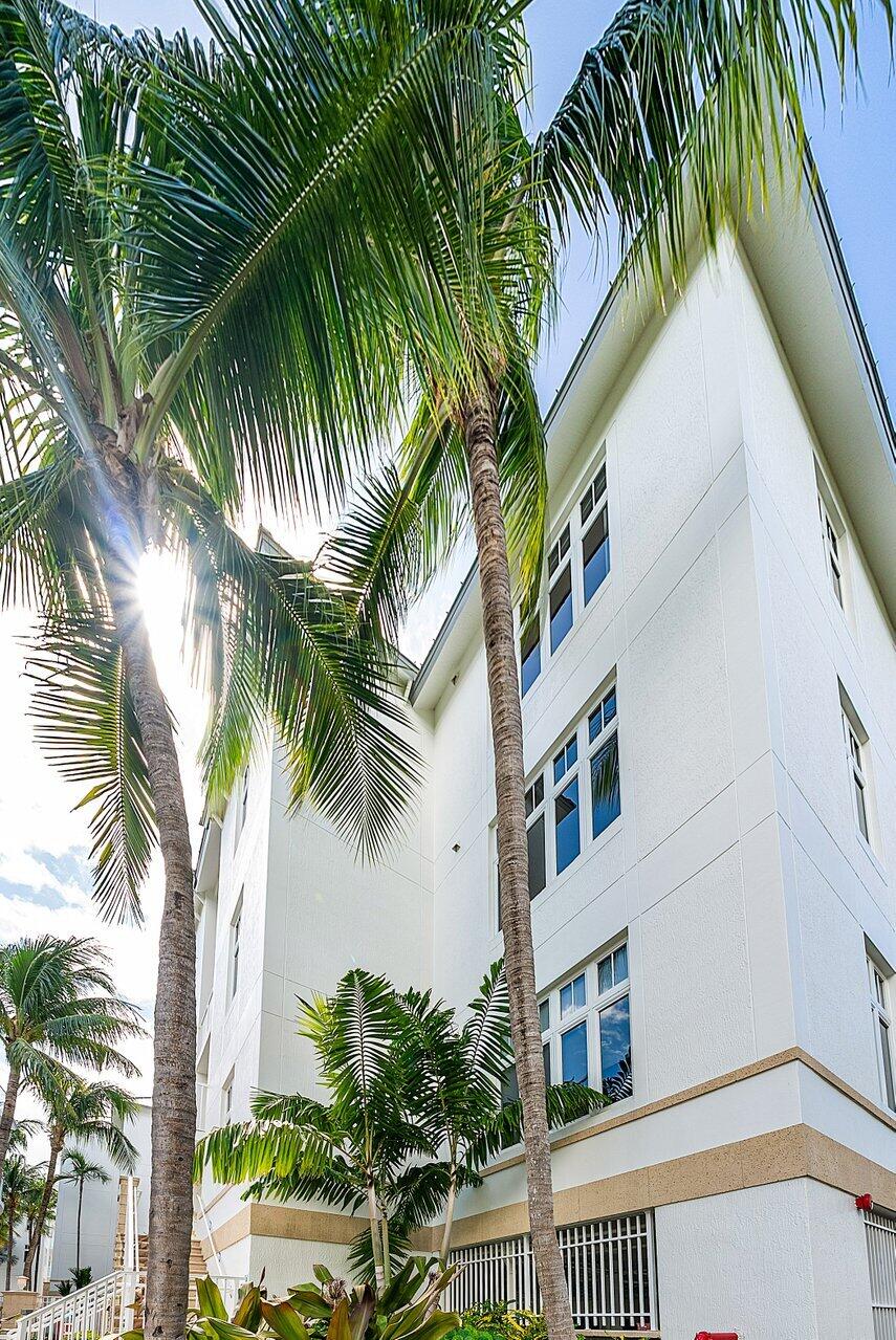 182 Lake Drive 5-101