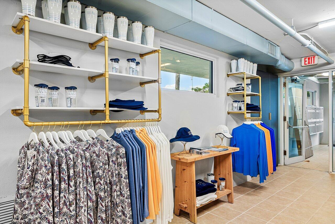 182 Lake Drive 5-101