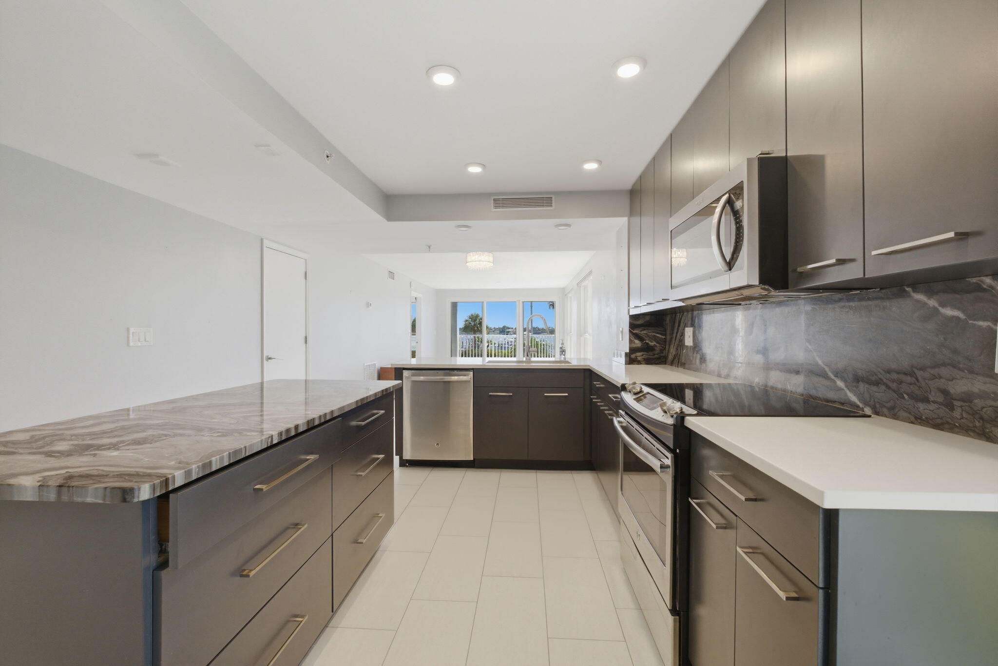 3901 S Flagler Drive 203