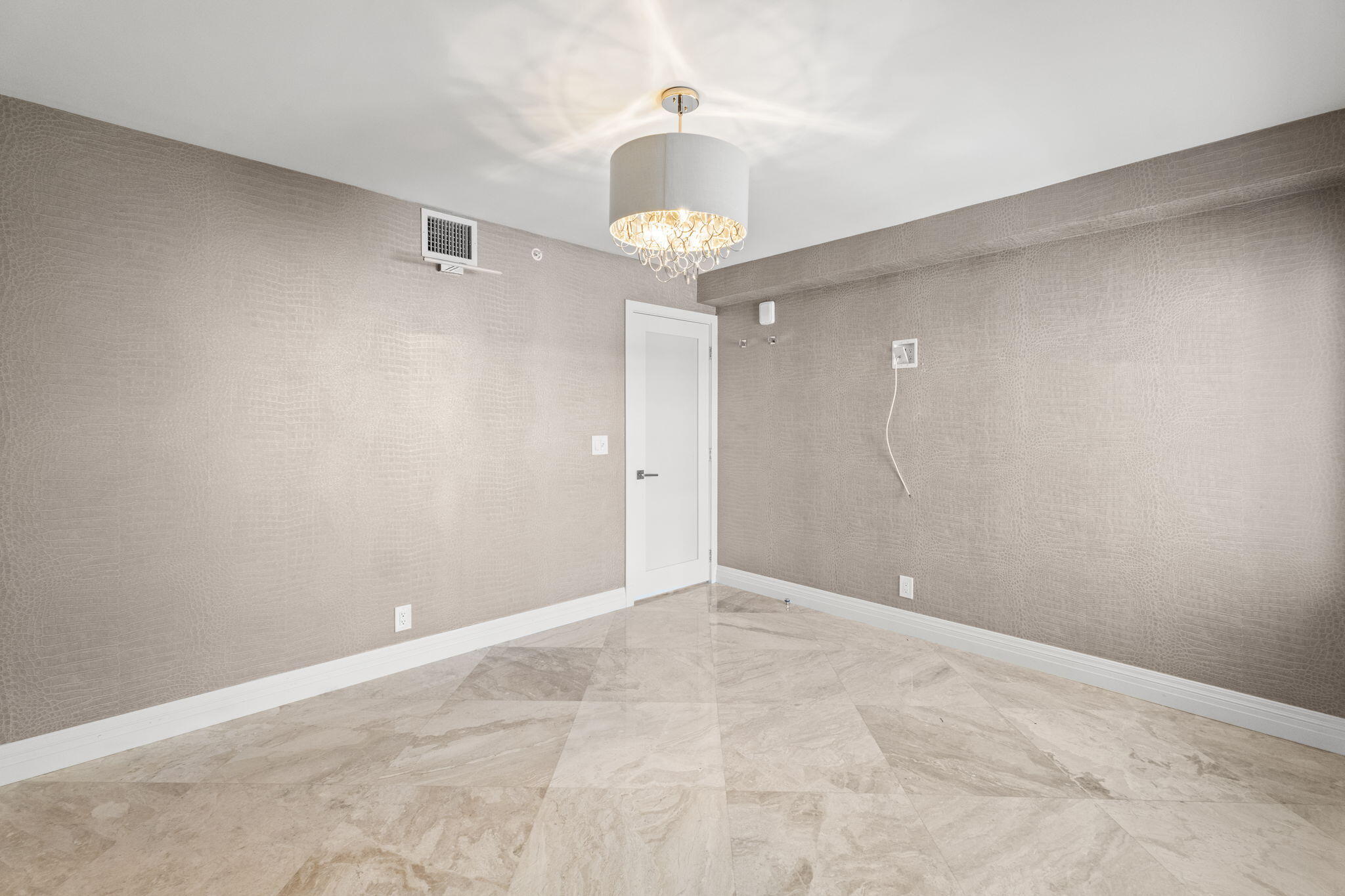 3901 S Flagler Drive 1002