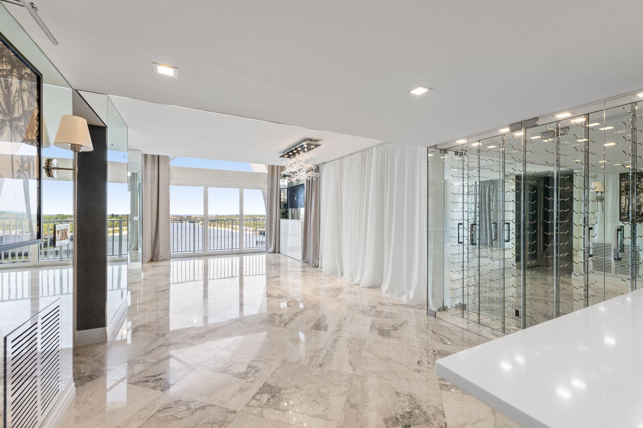 3901 S Flagler Drive 1002
