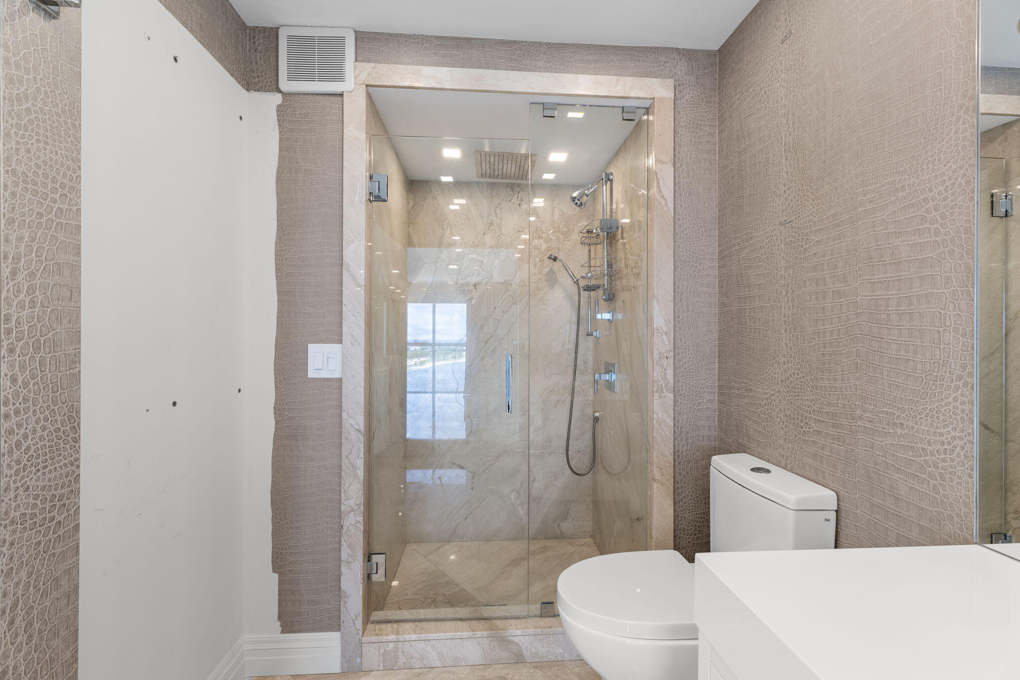 3901 S Flagler Drive 1002