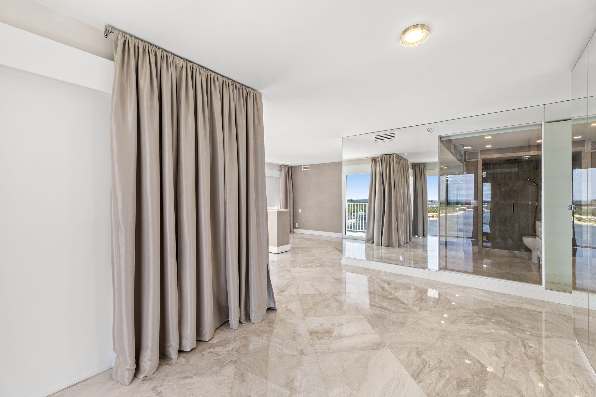 3901 S Flagler Drive 1002