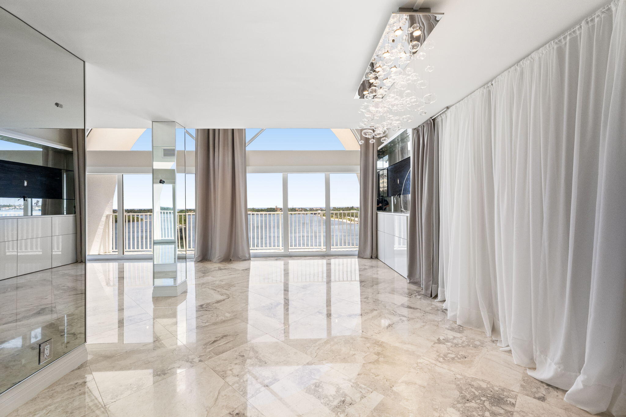 3901 S Flagler Drive 1002