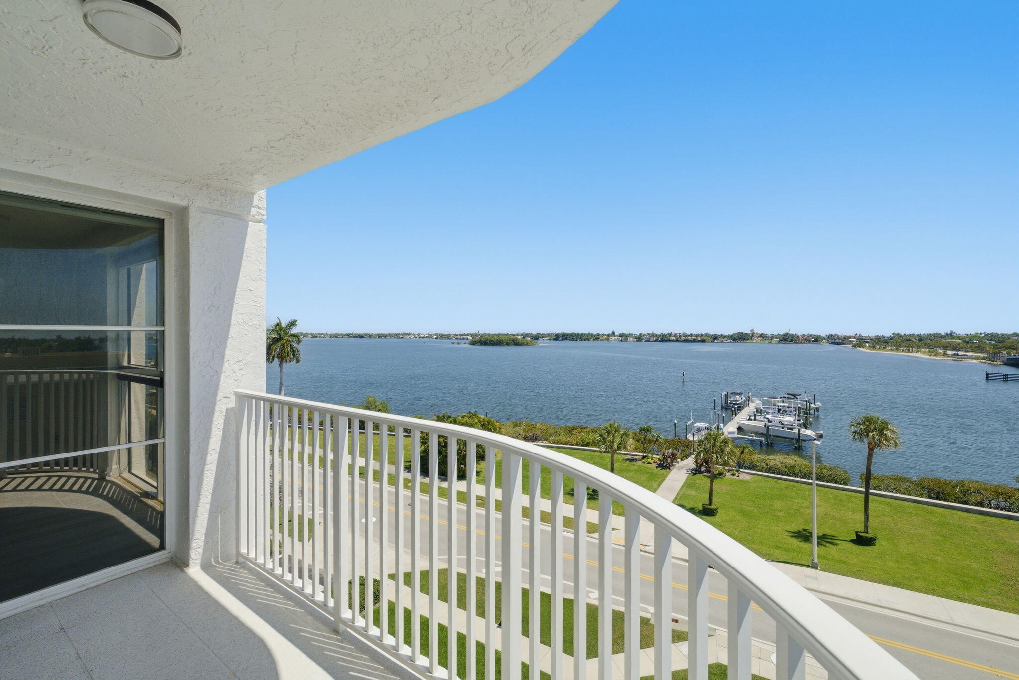 3901 S Flagler Drive Apt 603