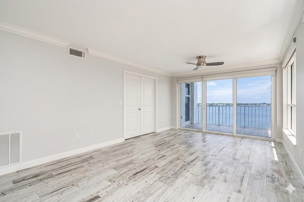 3901 S Flagler Drive 903