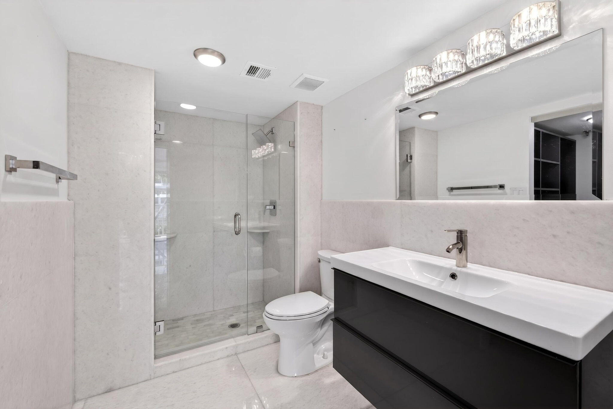3901 S Flagler Drive 105