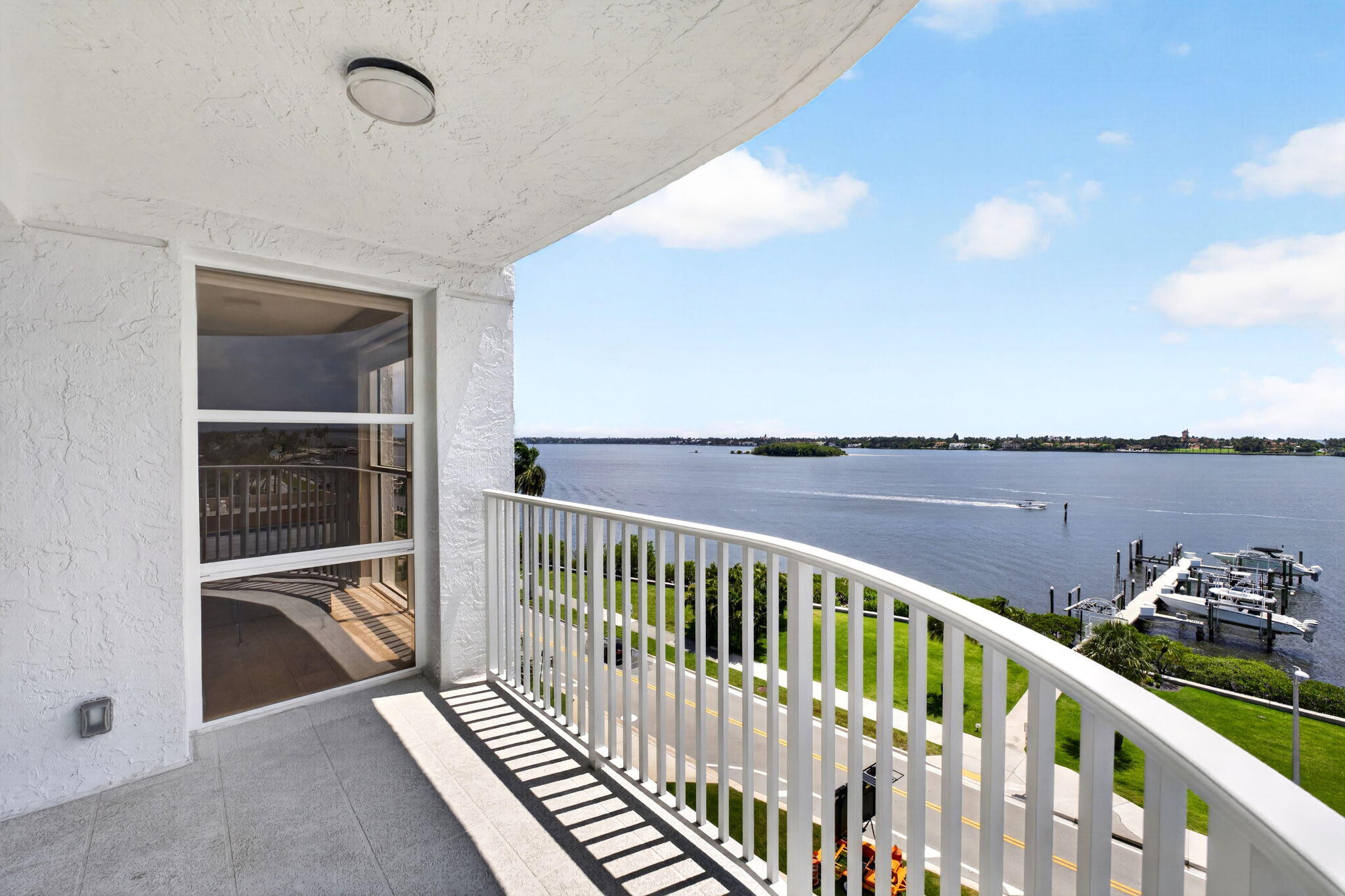 3901 S Flagler Drive 703