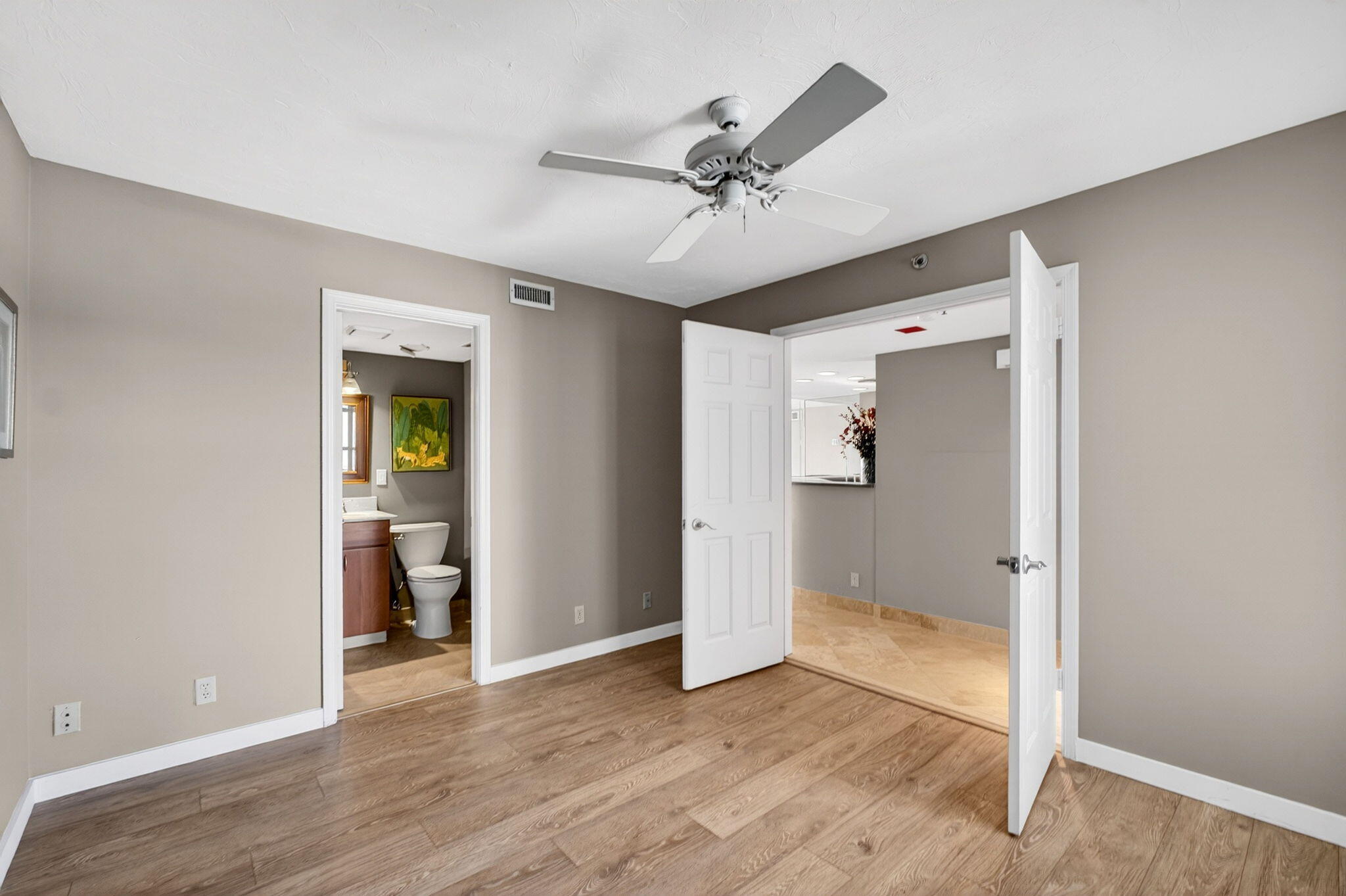 3901 S Flagler Drive 703