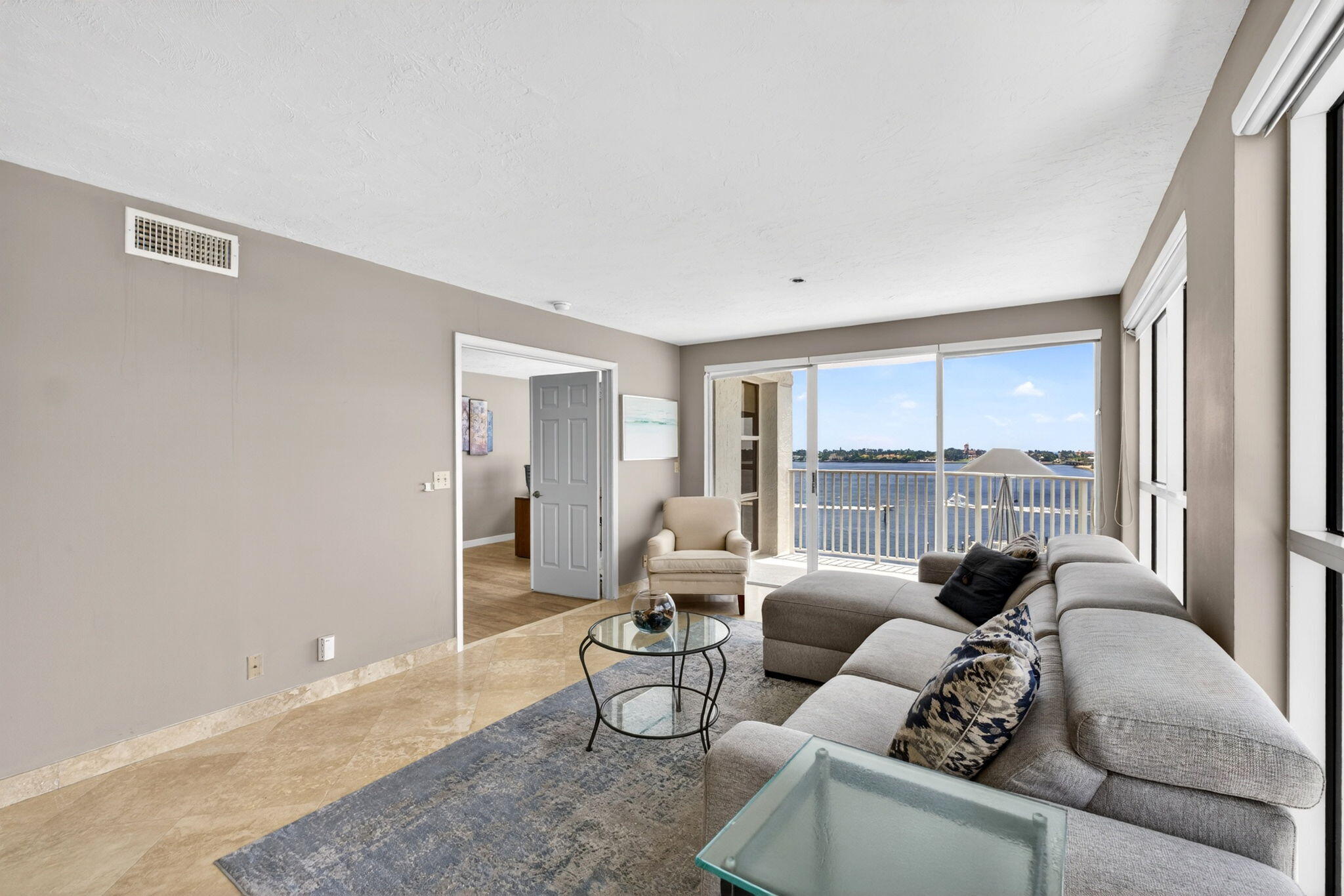 3901 S Flagler Drive 703