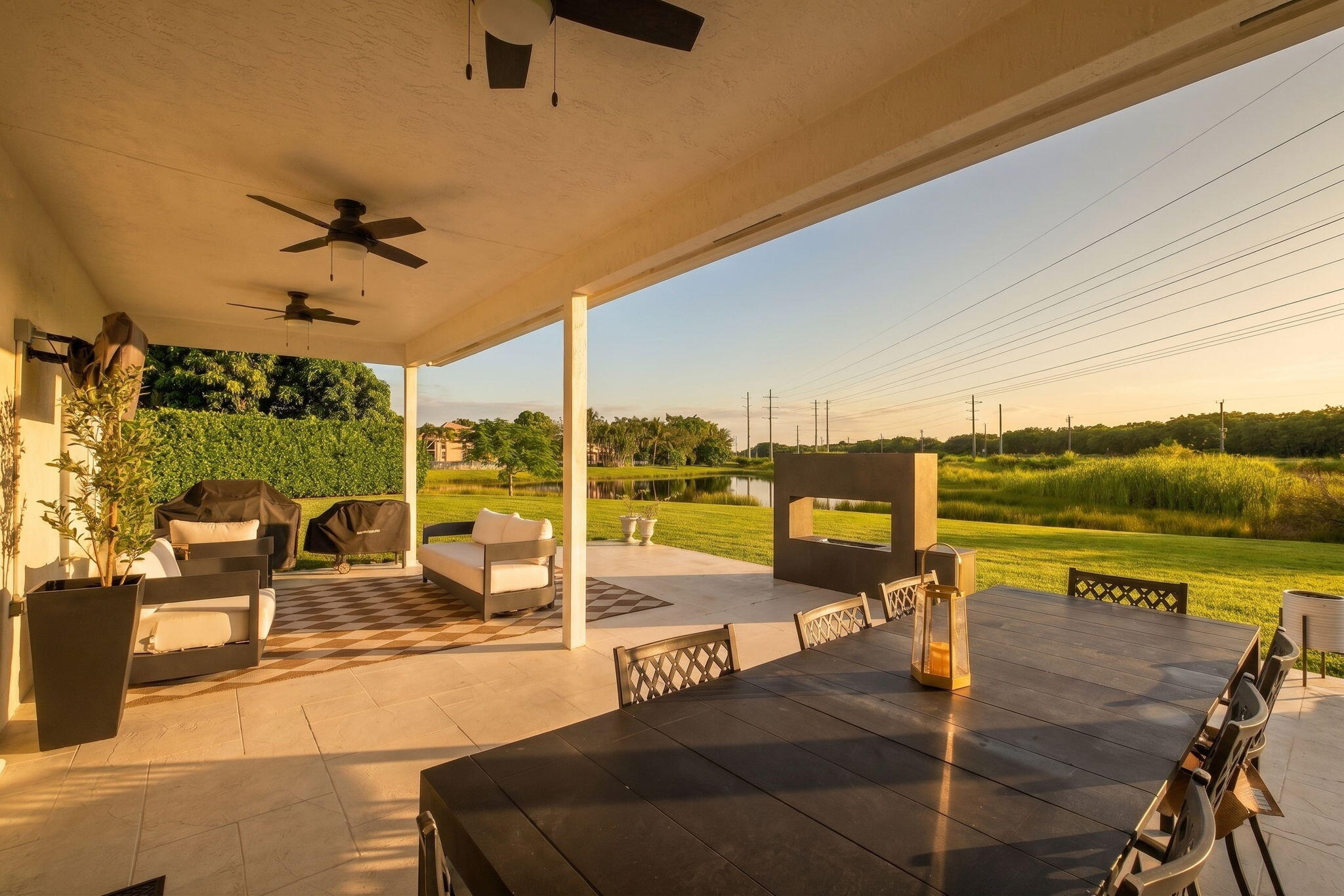 11137 Grandview Manor
