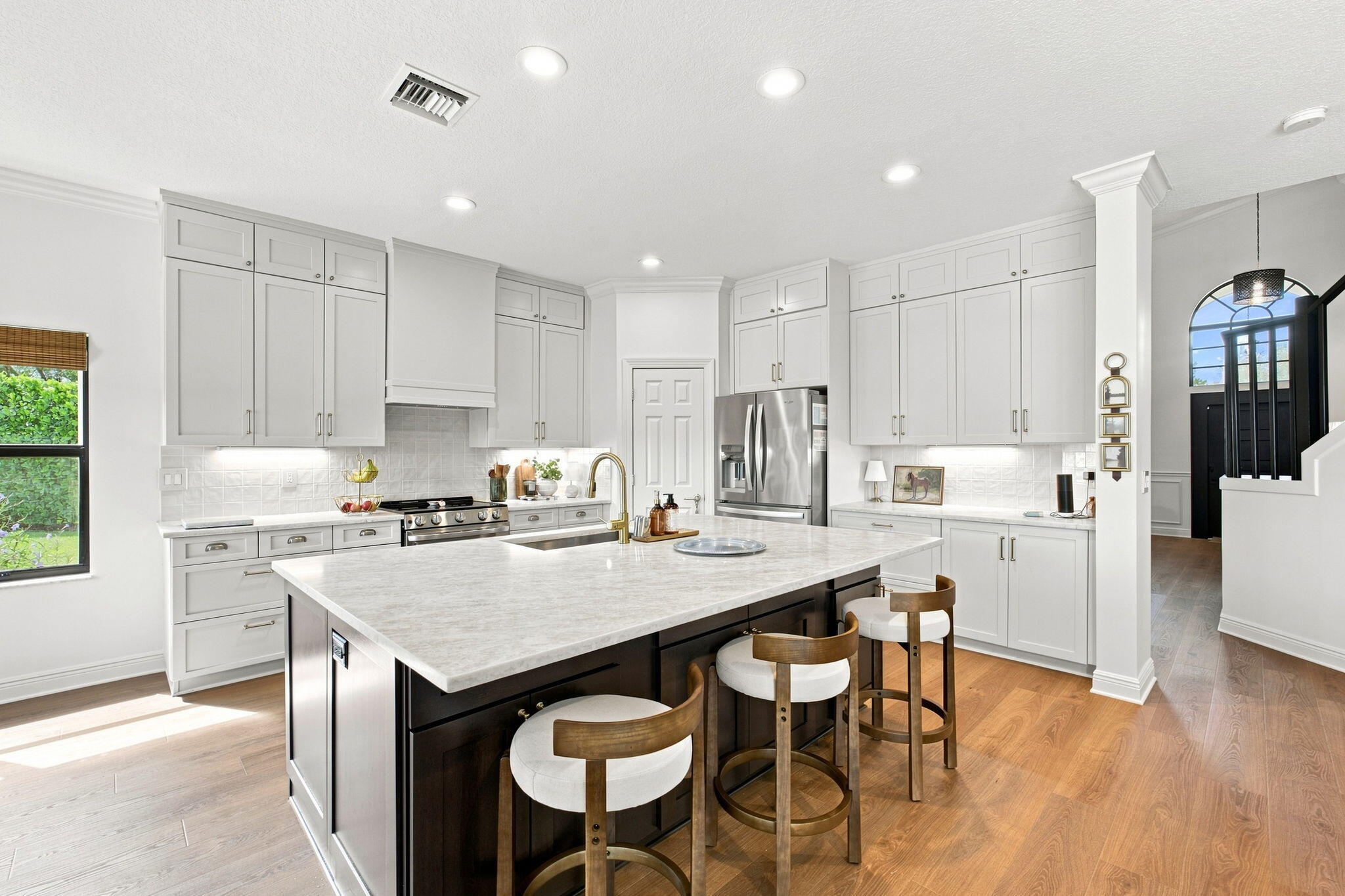 11137 Grandview Manor