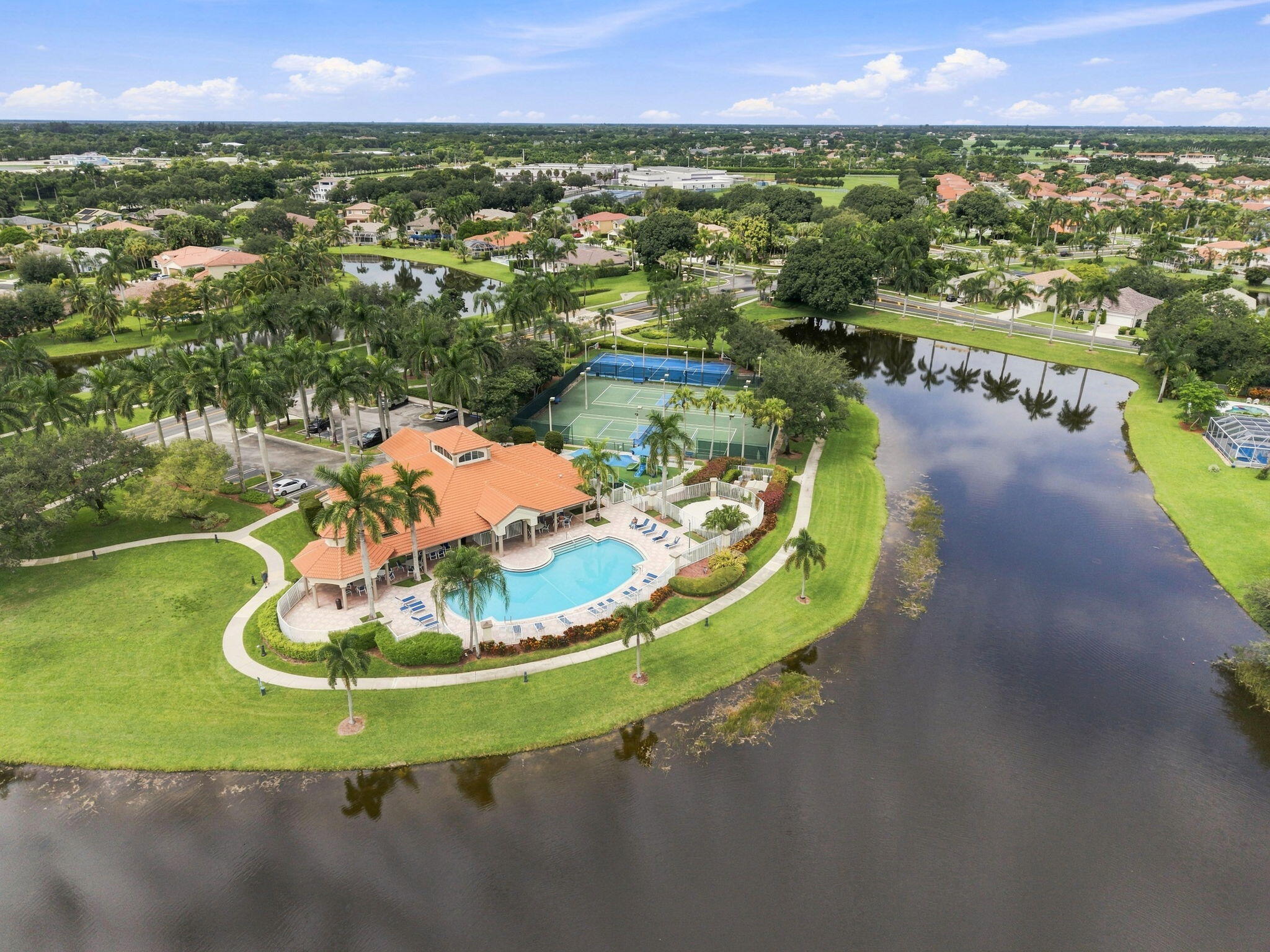 11137 Grandview Manor
