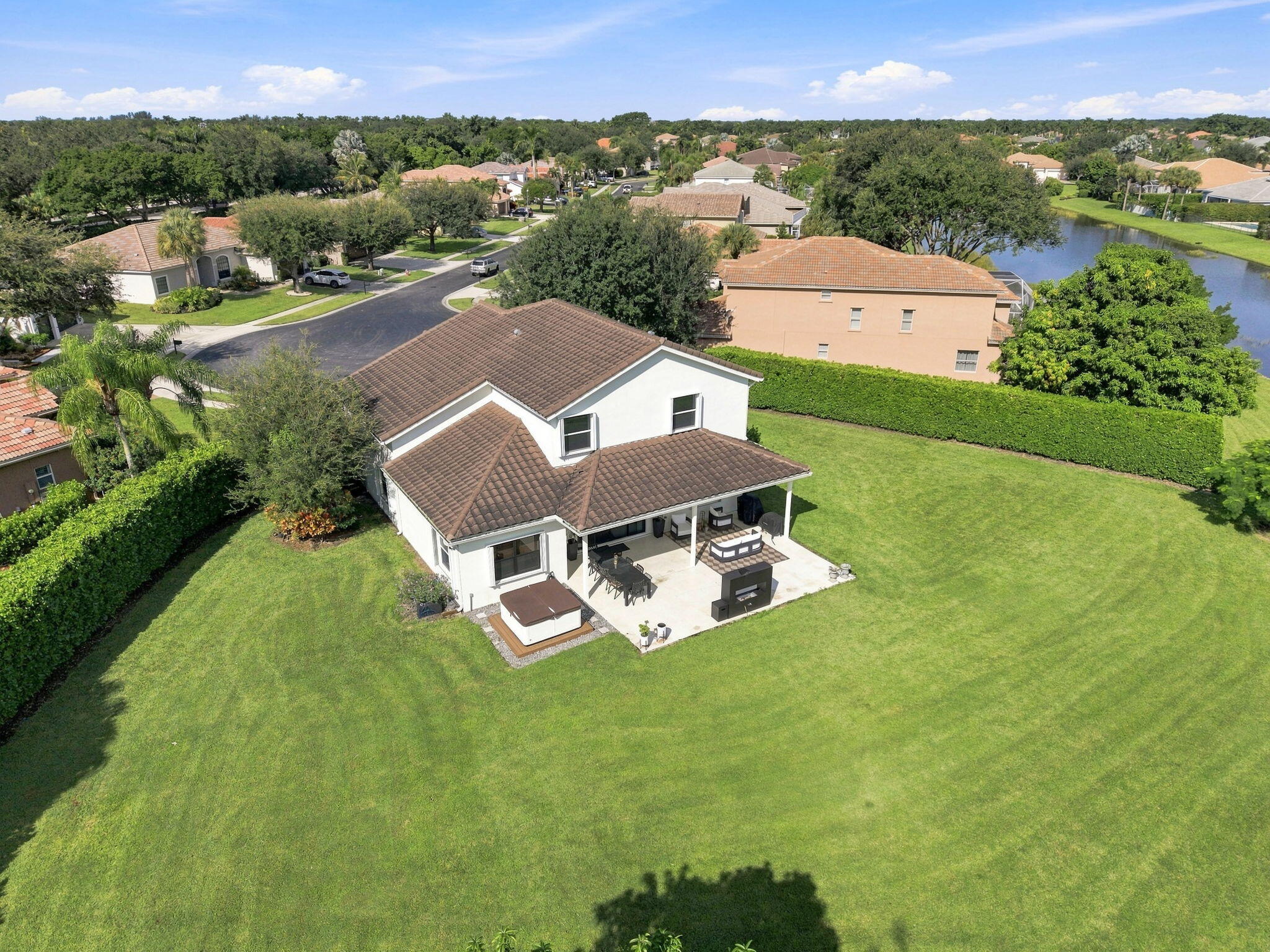 11137 Grandview Manor
