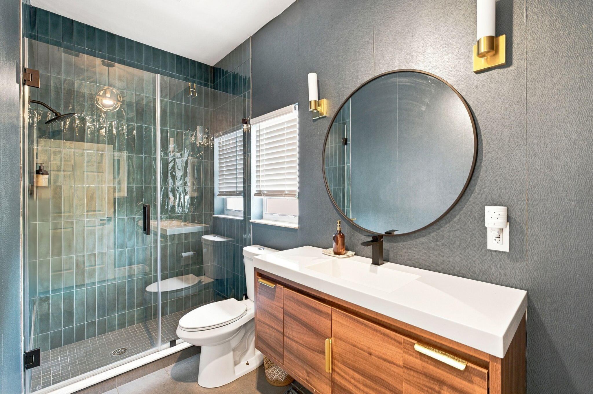 11137 Grandview Manor