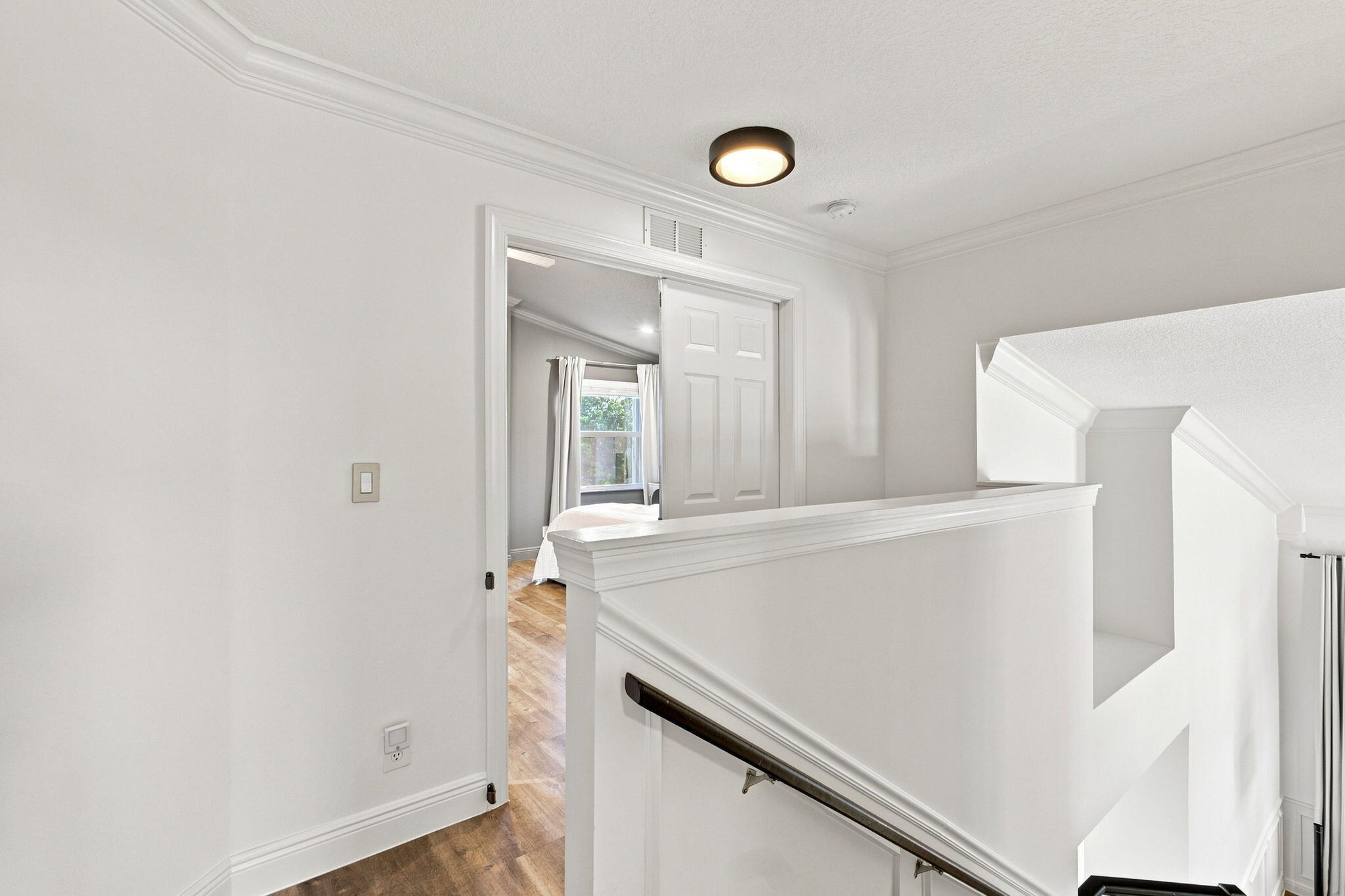 11137 Grandview Manor