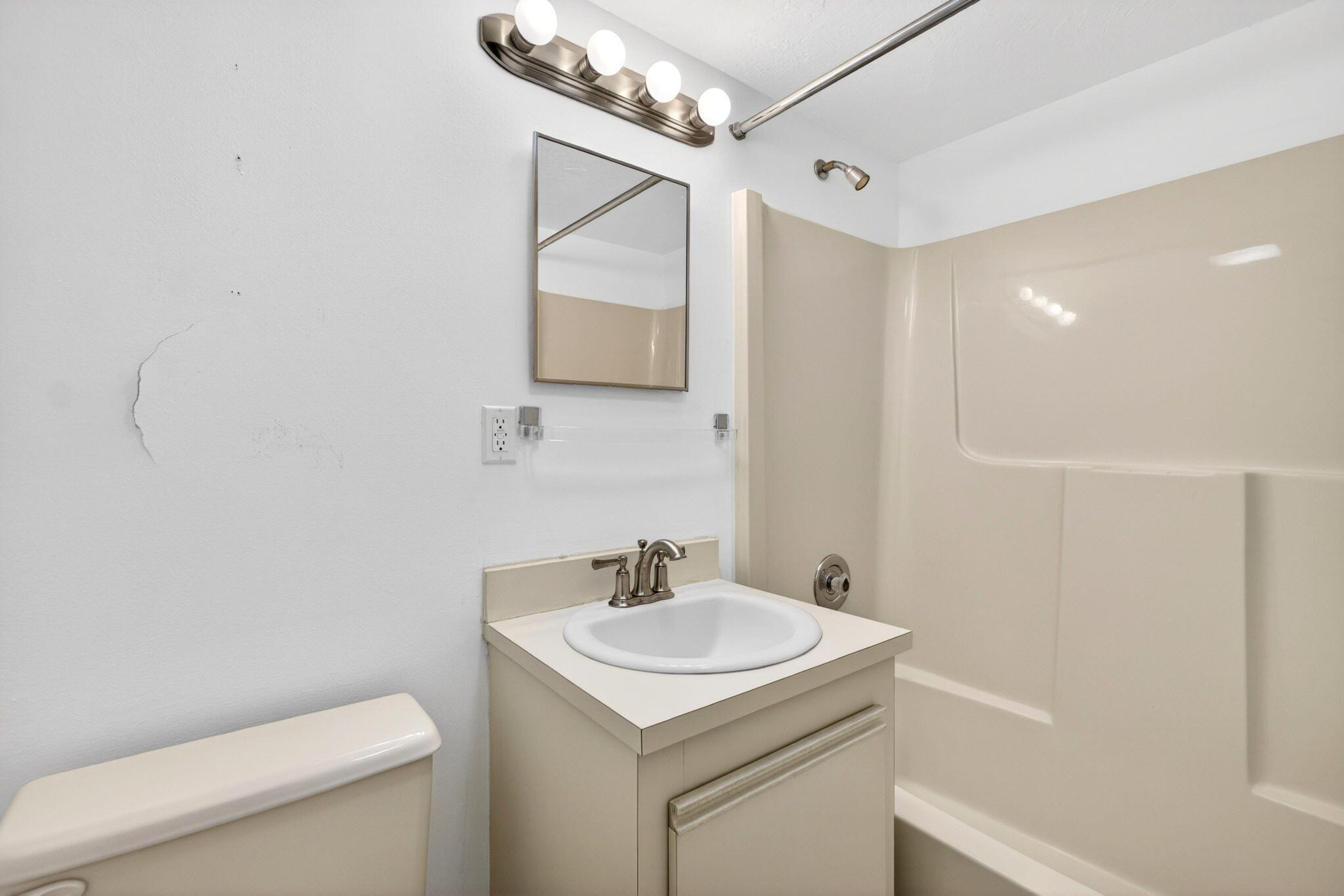3901 S Flagler Drive 901
