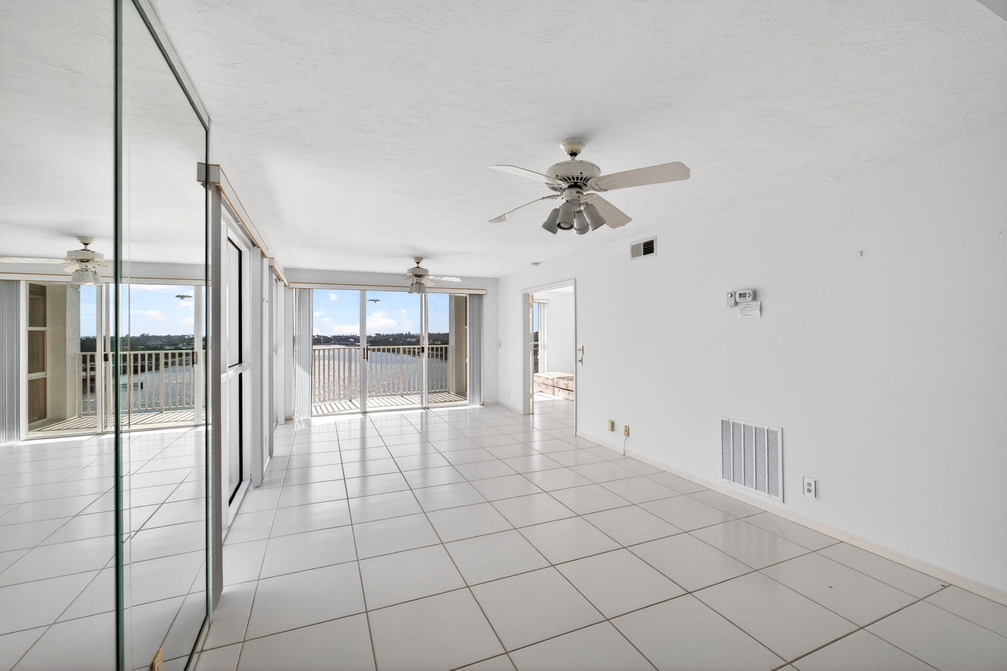 3901 S Flagler Drive 901