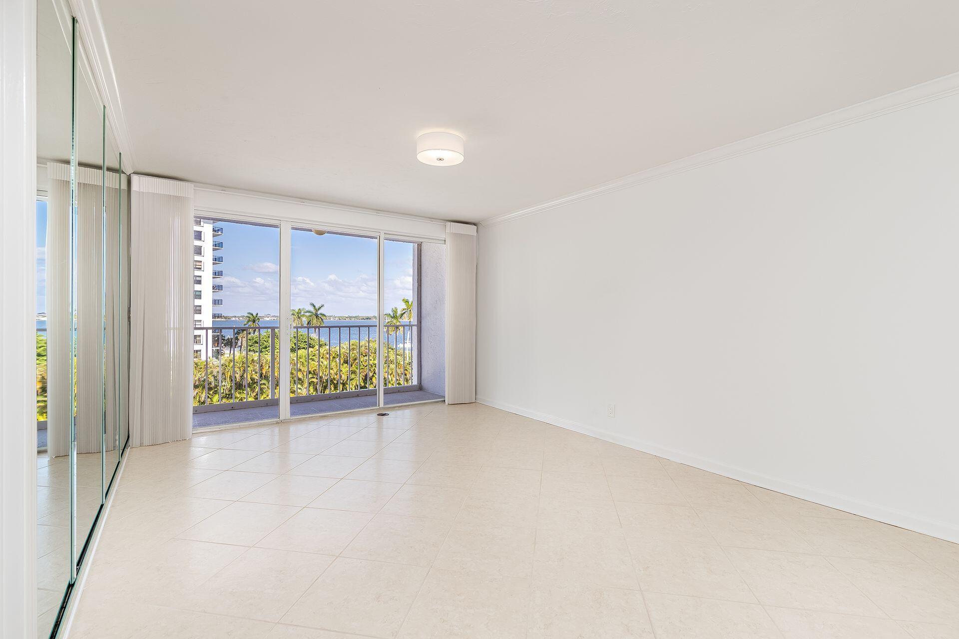 3901 S Flagler Drive 505