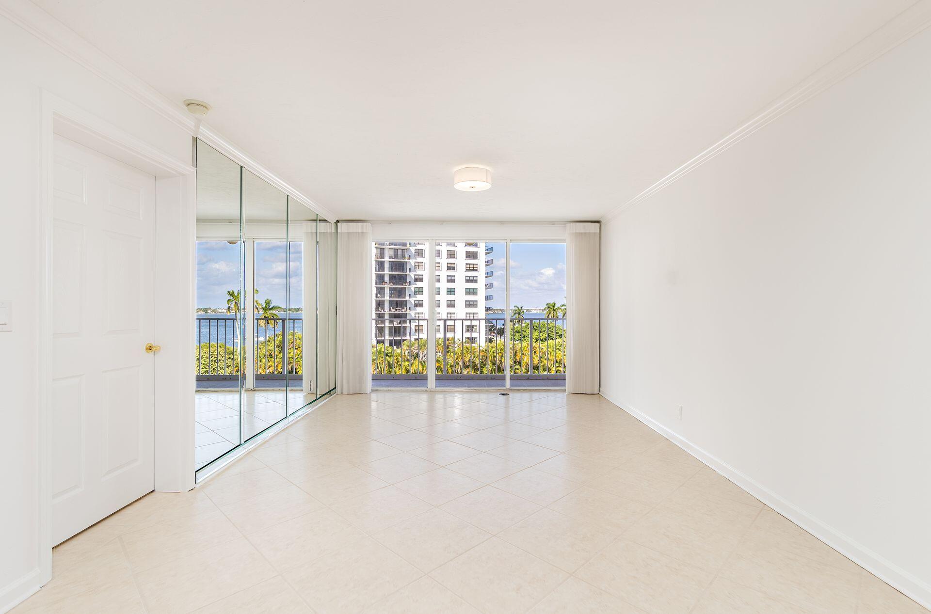 3901 S Flagler Drive 505