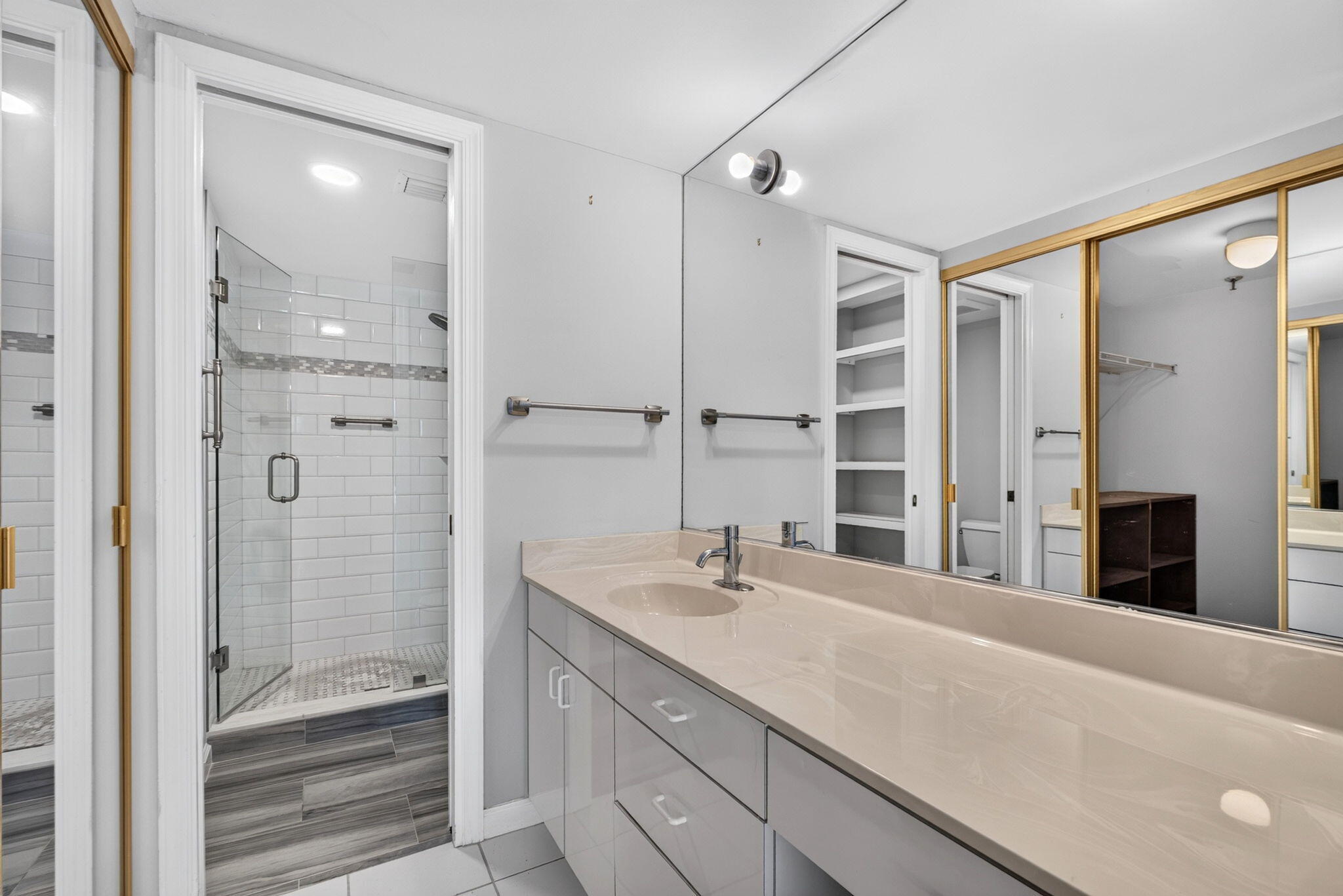 3901 S Flagler Drive 204