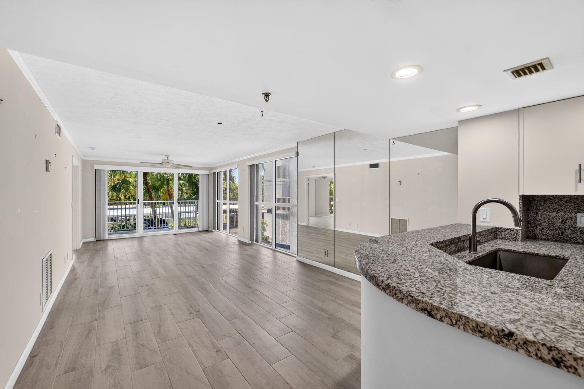 3901 S Flagler Drive 204
