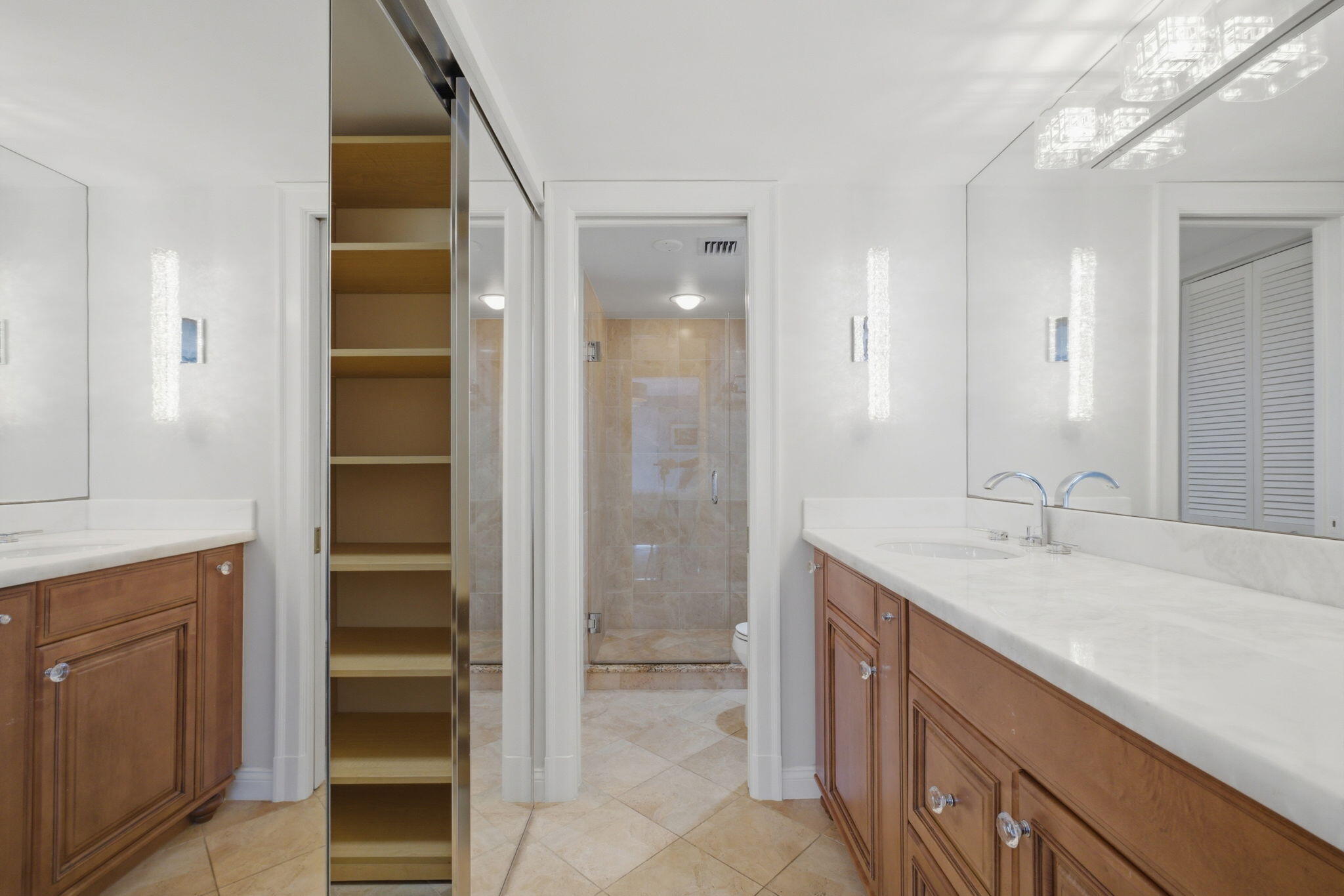 3901 S Flagler Drive 1104