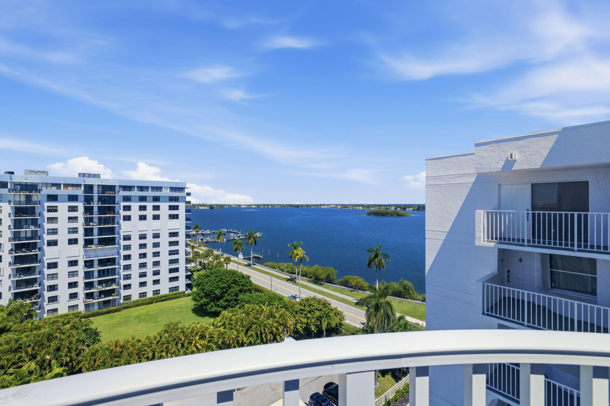 3901 S Flagler Drive 1104