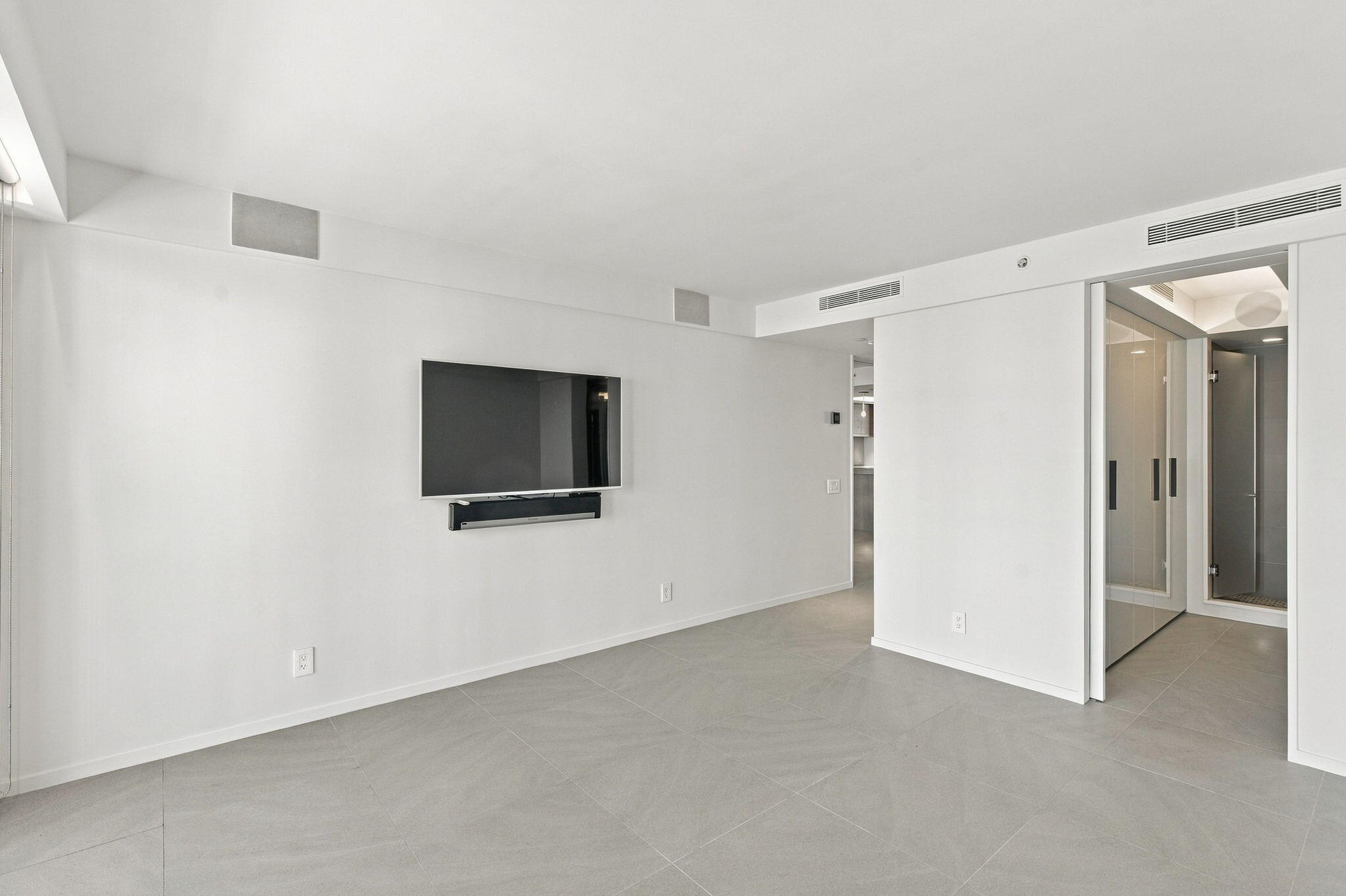 3901 S FLAGLER Drive 605