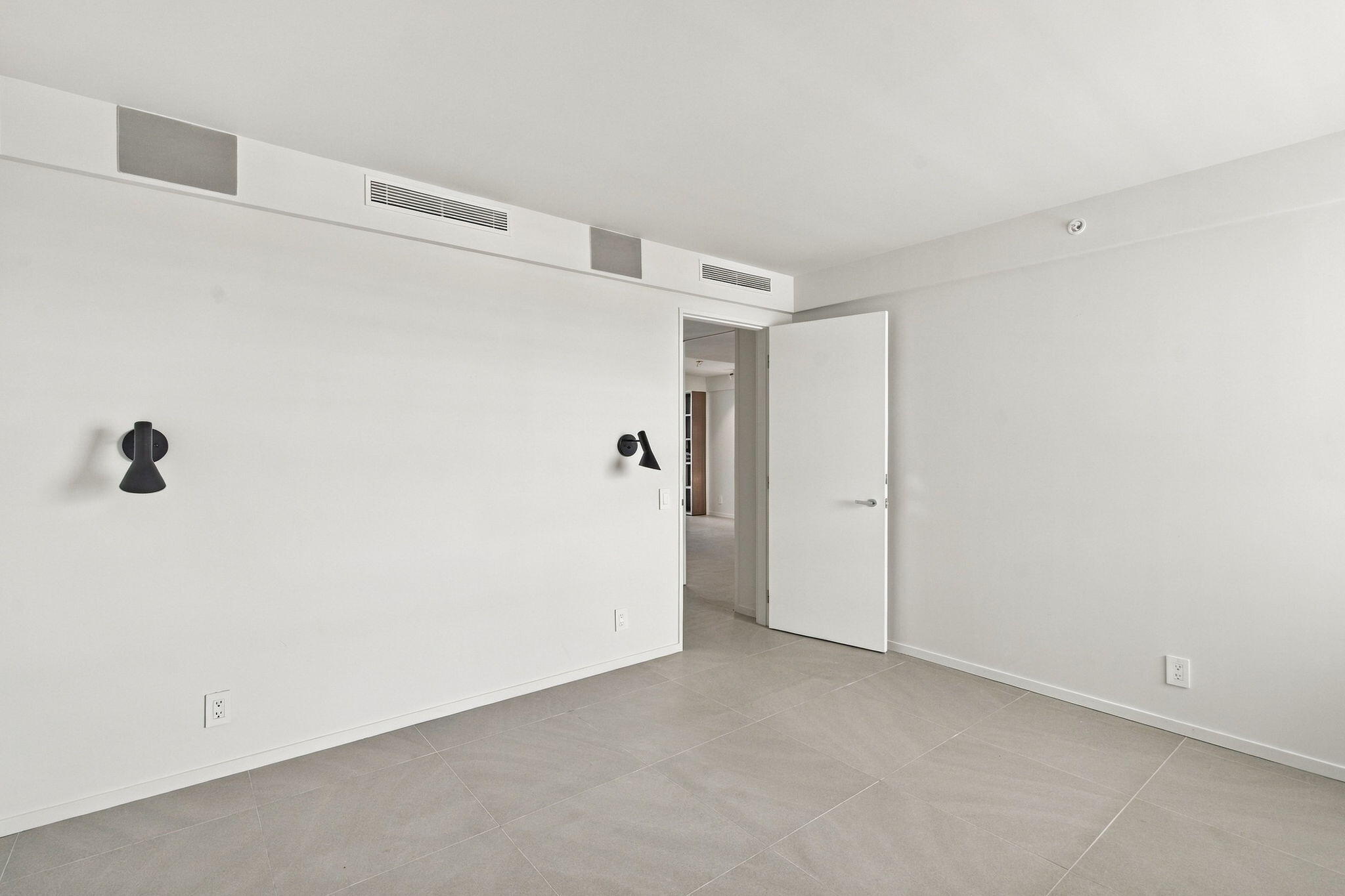 3901 S FLAGLER Drive 605
