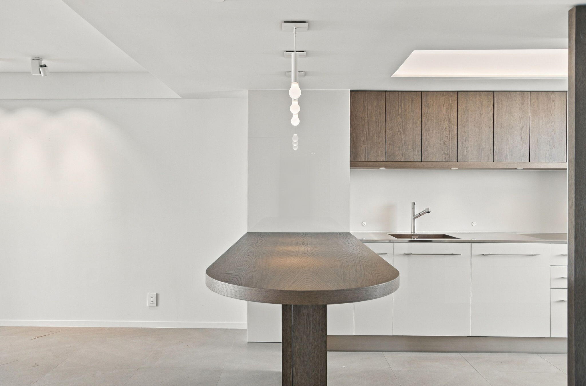3901 S FLAGLER Drive 605