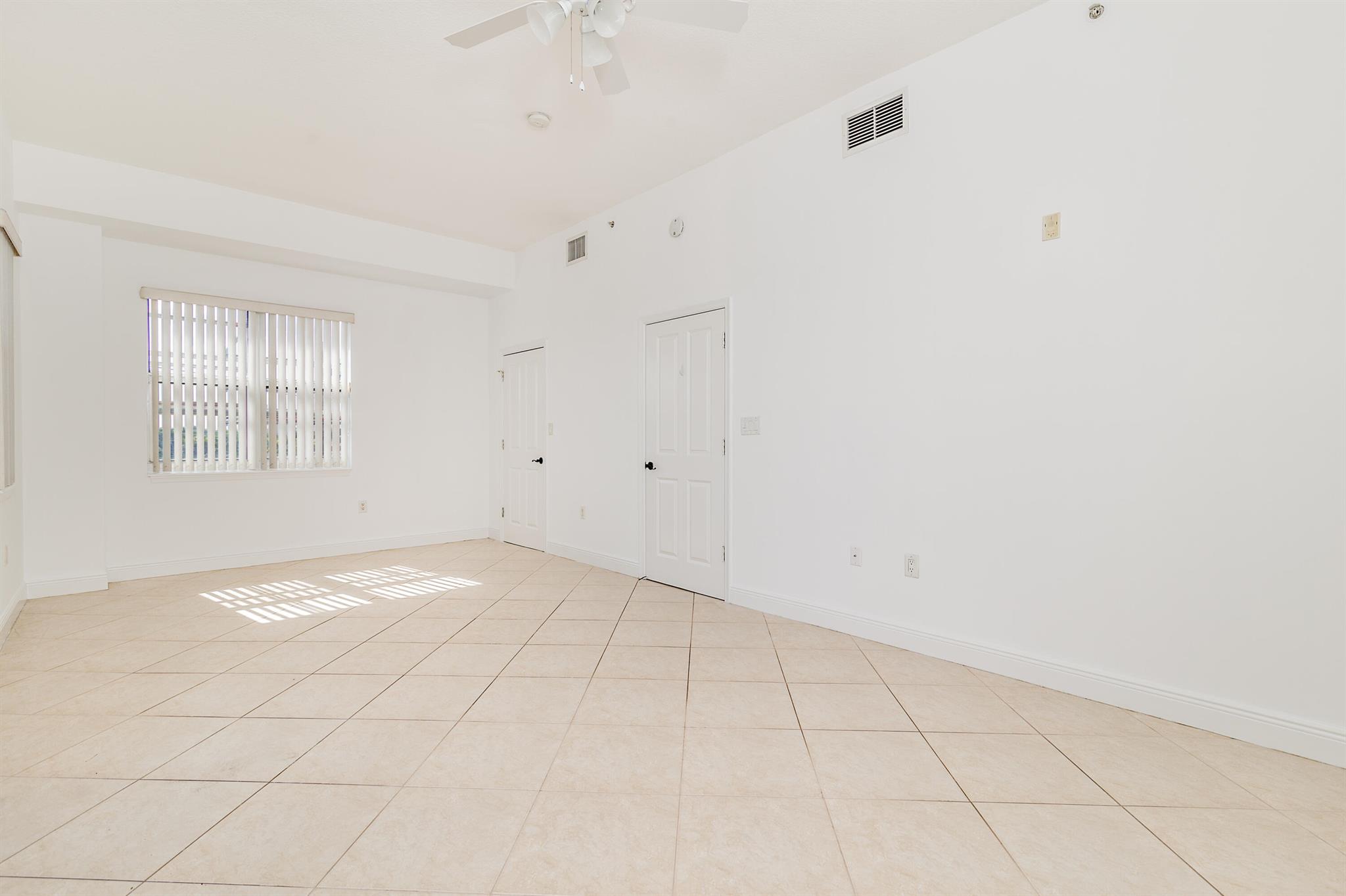 3940 N Flagler Drive Unit: 405